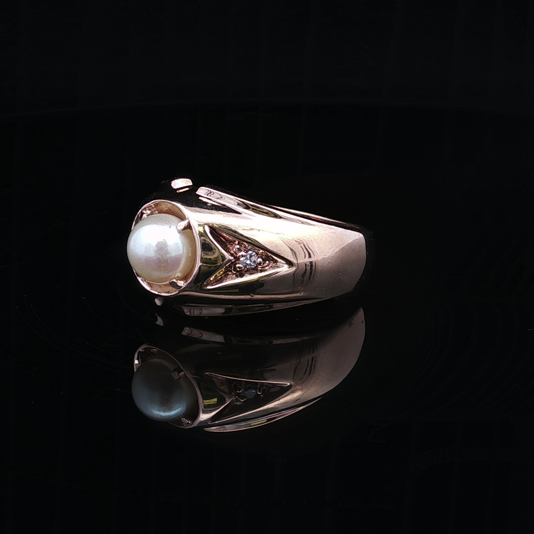Jazmine 10K Yellow Gold 7MM Pearl Ring with Diamonds
