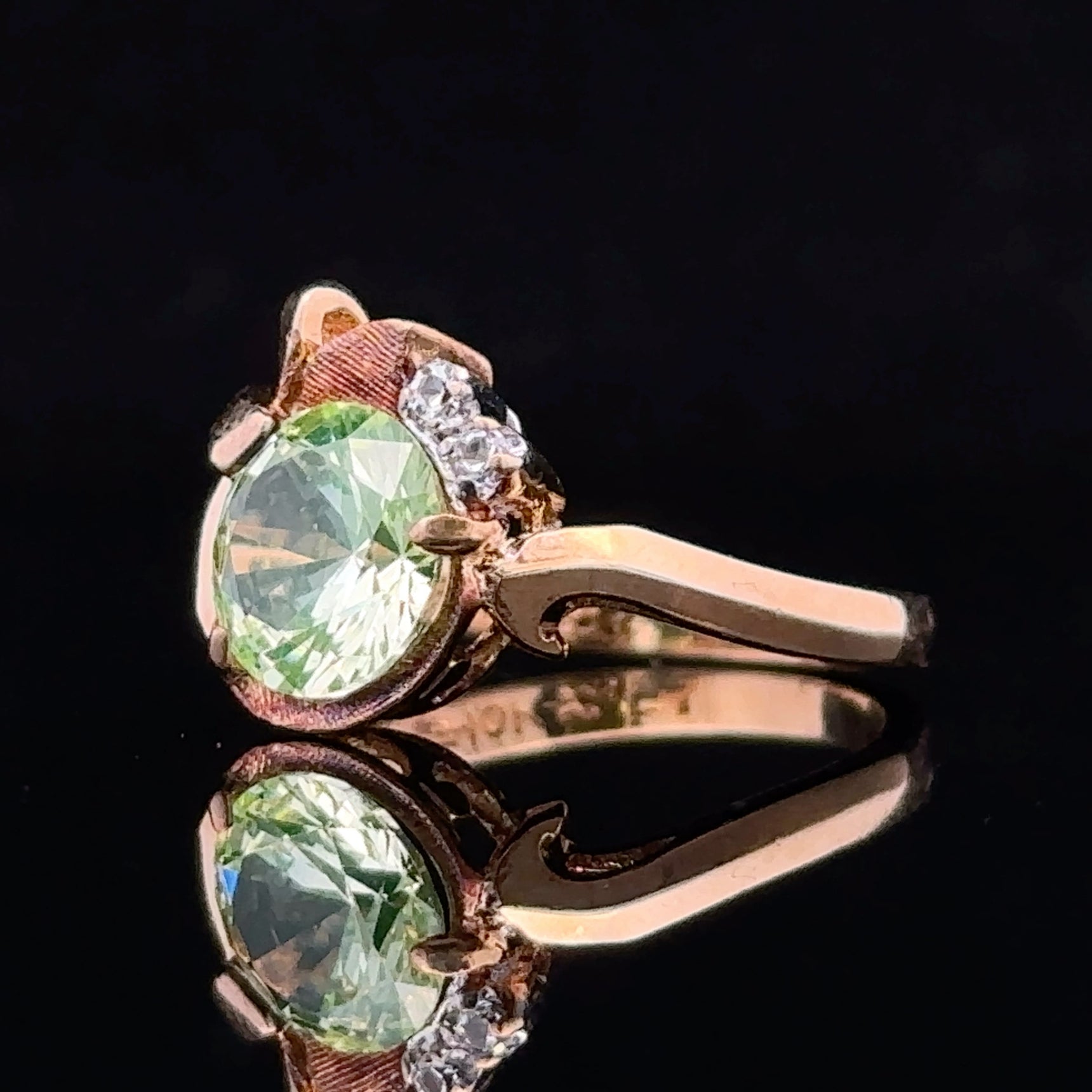 Carmen Yellow 10K Gold Vintage Light Green CZ Ring – Size 6.5