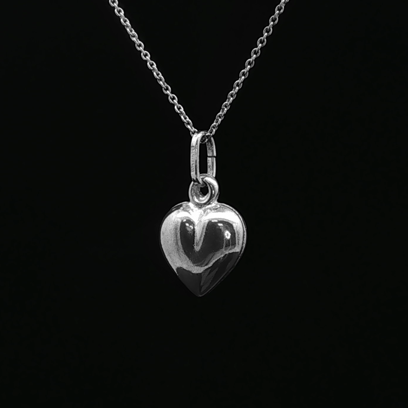 Sterling Silver Puffed Heart Curb Necklace – 16 Inch