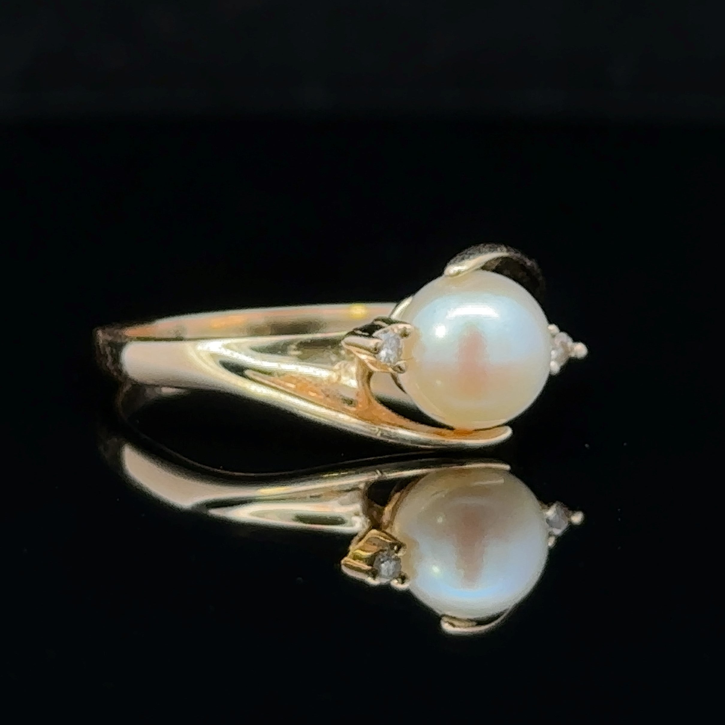 Wyn Ring