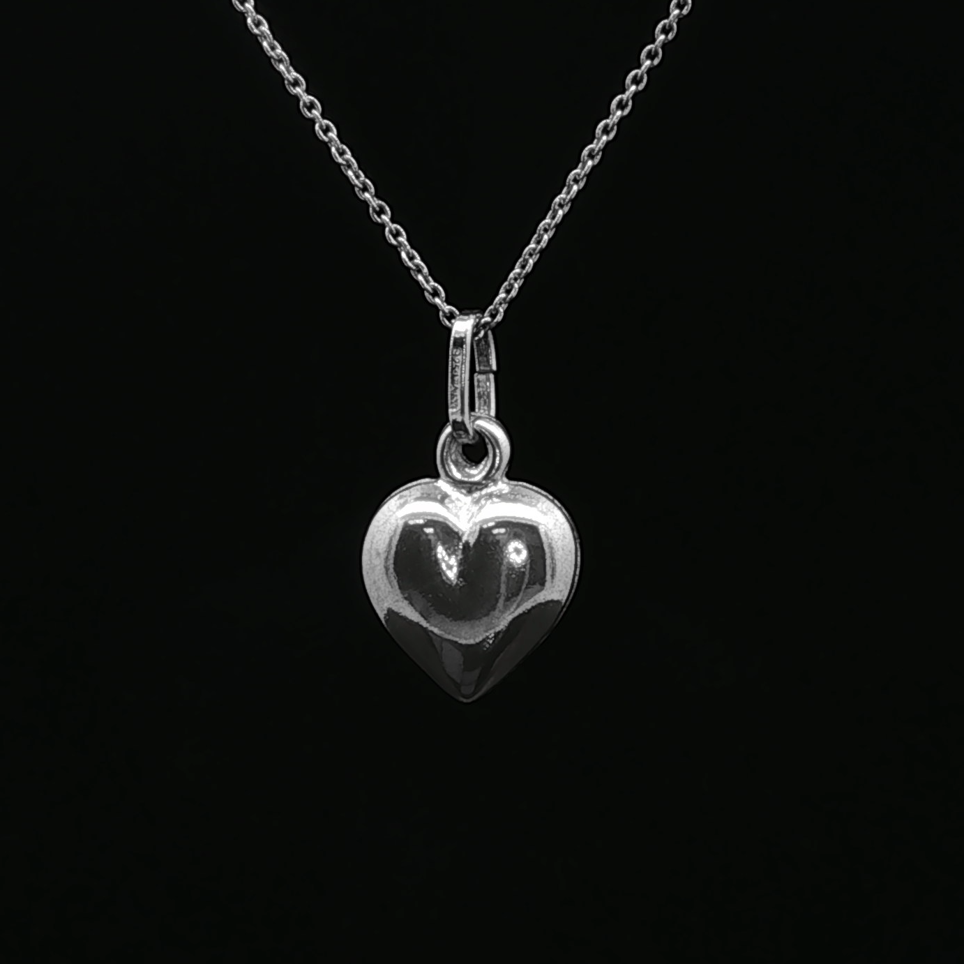 Sterling Silver Puffed Heart Curb Necklace – 16 Inch
