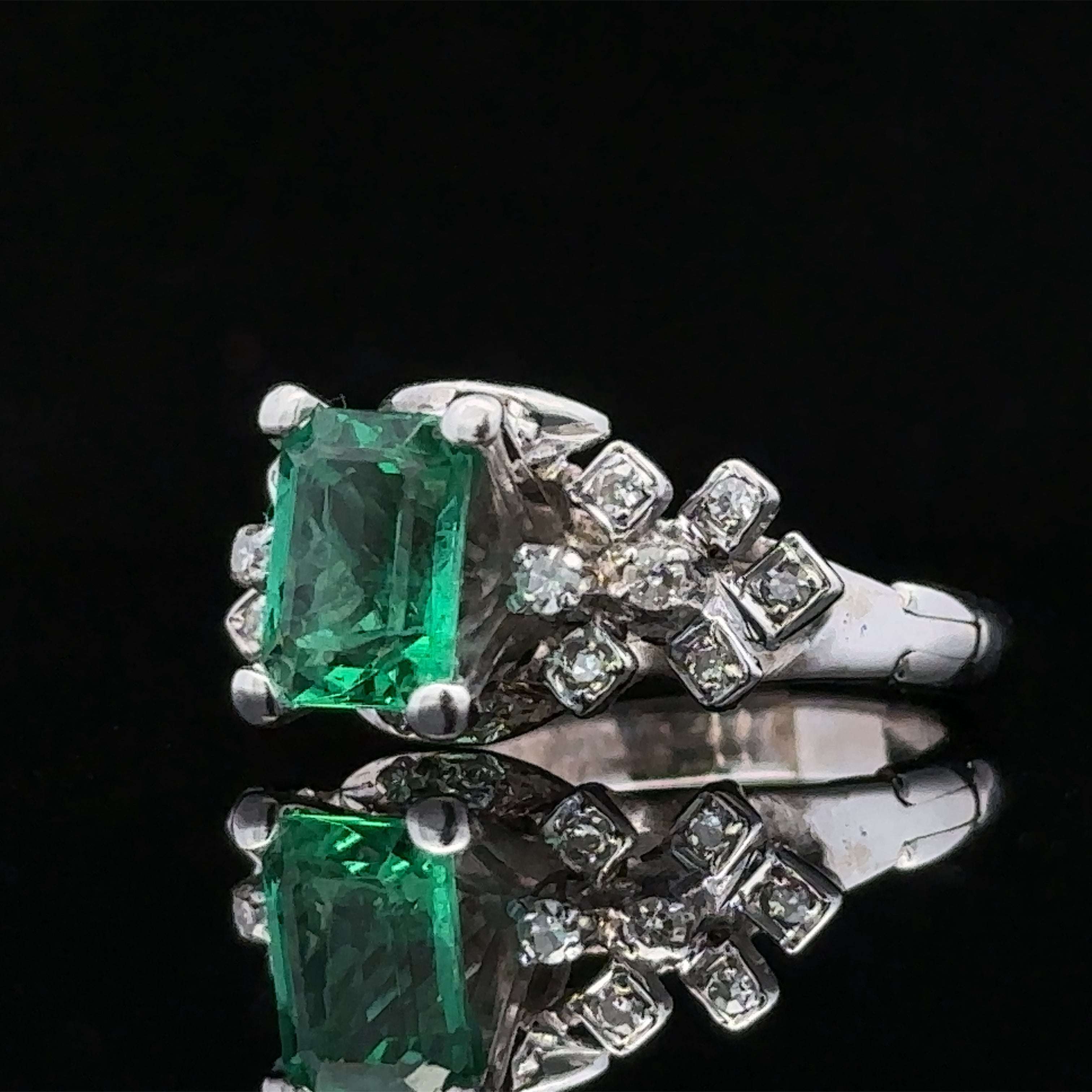 Amaris White 14K Gold Emerald and Diamond Ring