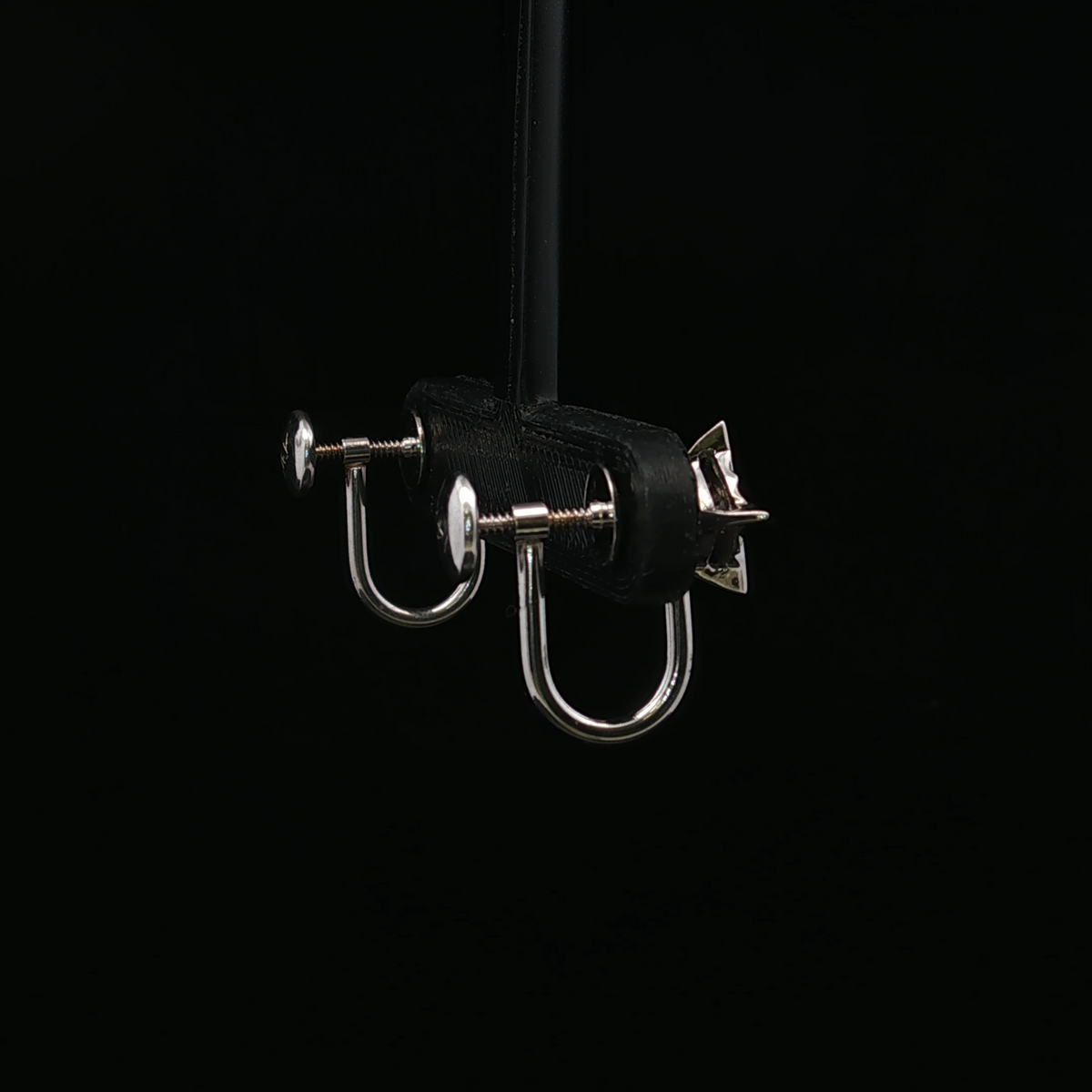 14KW Diamond Star Screw Back Earrings