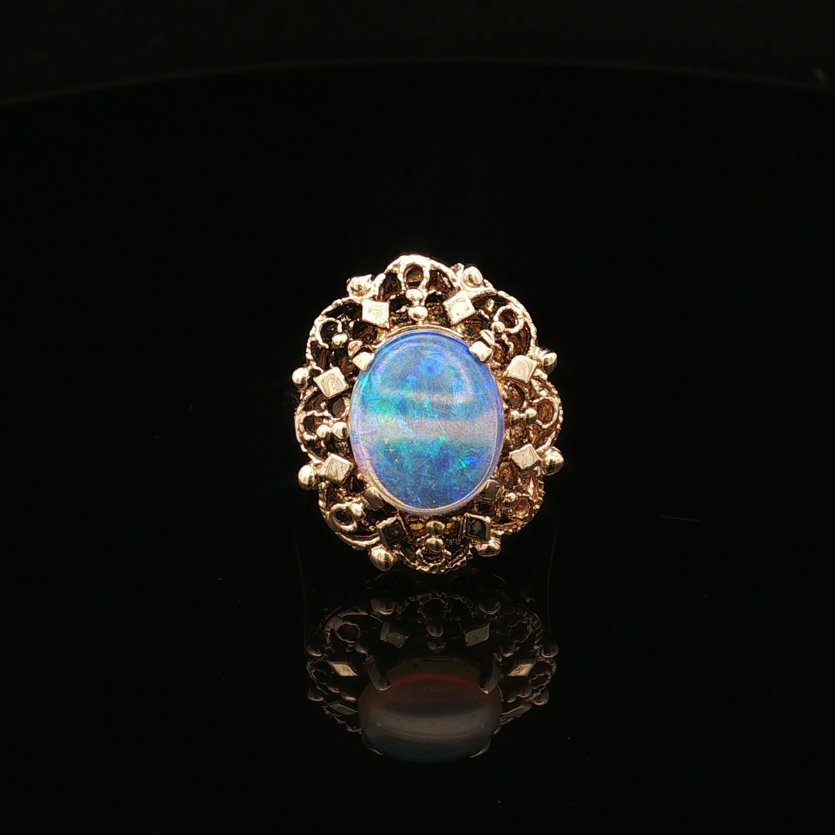 Ardene 14KY Oval Jelly Opal Filigree Ring