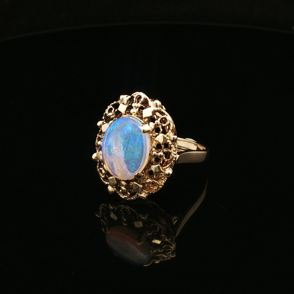 Ardene 14KY Oval Jelly Opal Filigree Ring