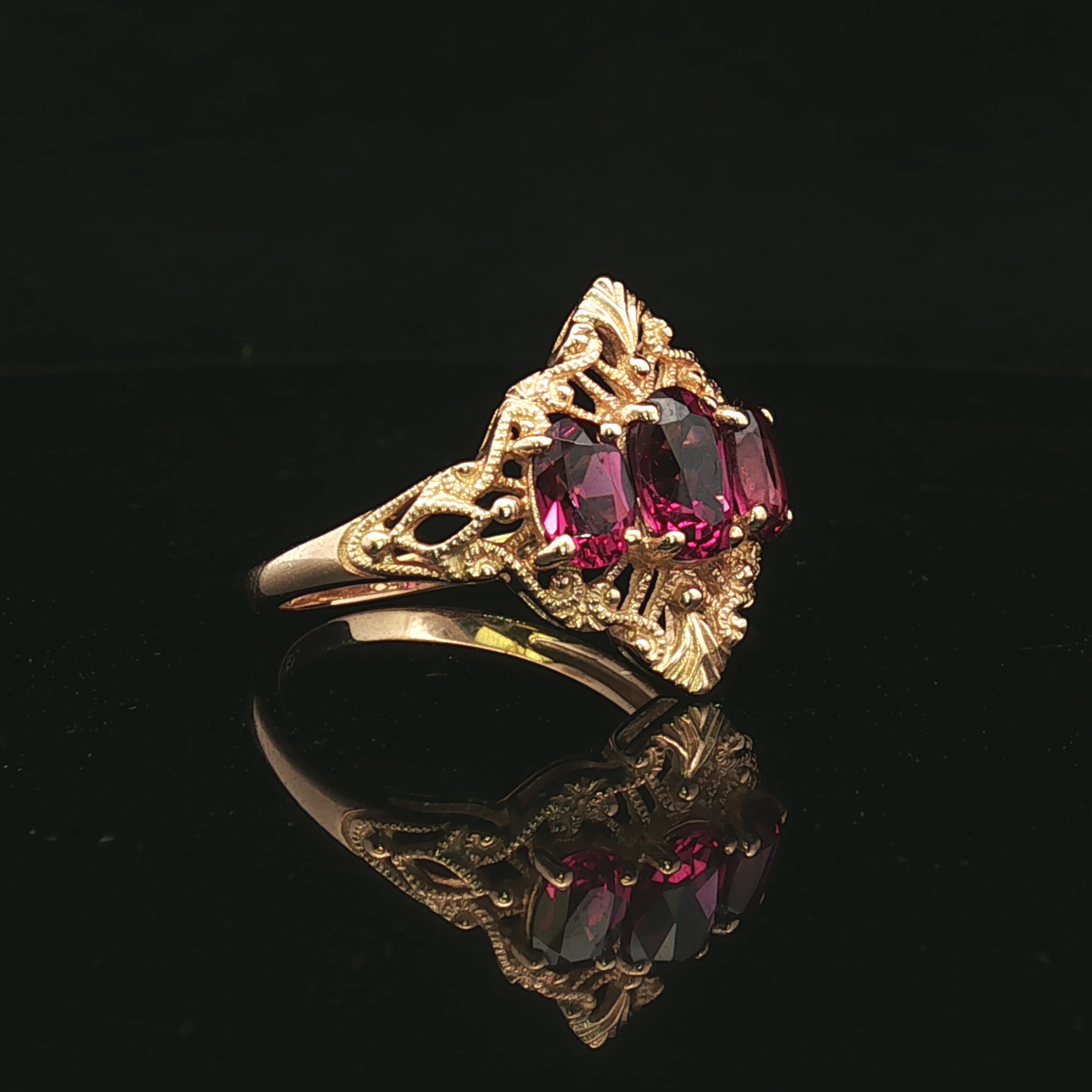 Myrtle 10KY Filigree 3-Stone Pink Sapphire Ring Size 8