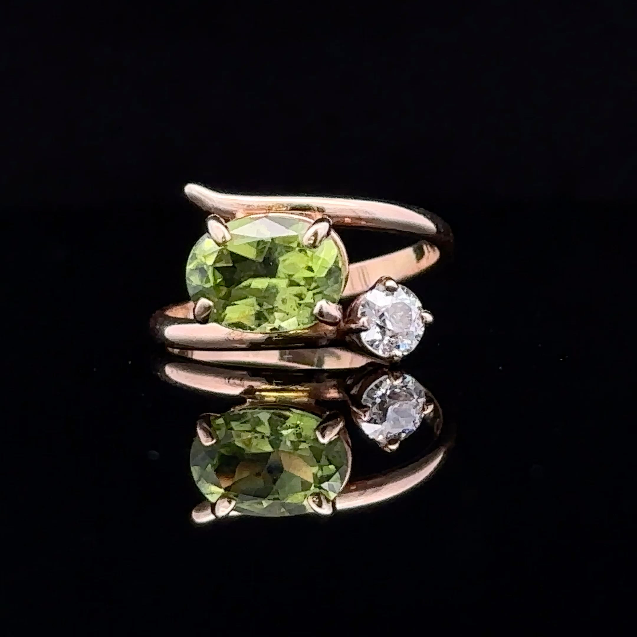 Isla Yellow 14K Gold Peridot and Diamond Art Deco Ring – Size 3