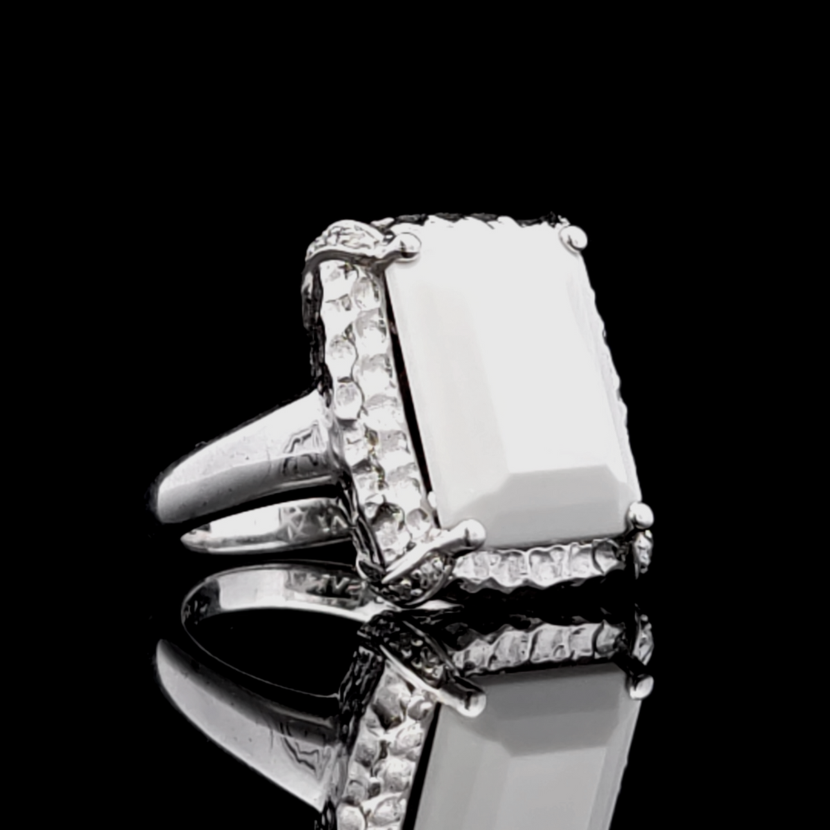 Hayden White Agate and Diamond Silver Ring Size 7