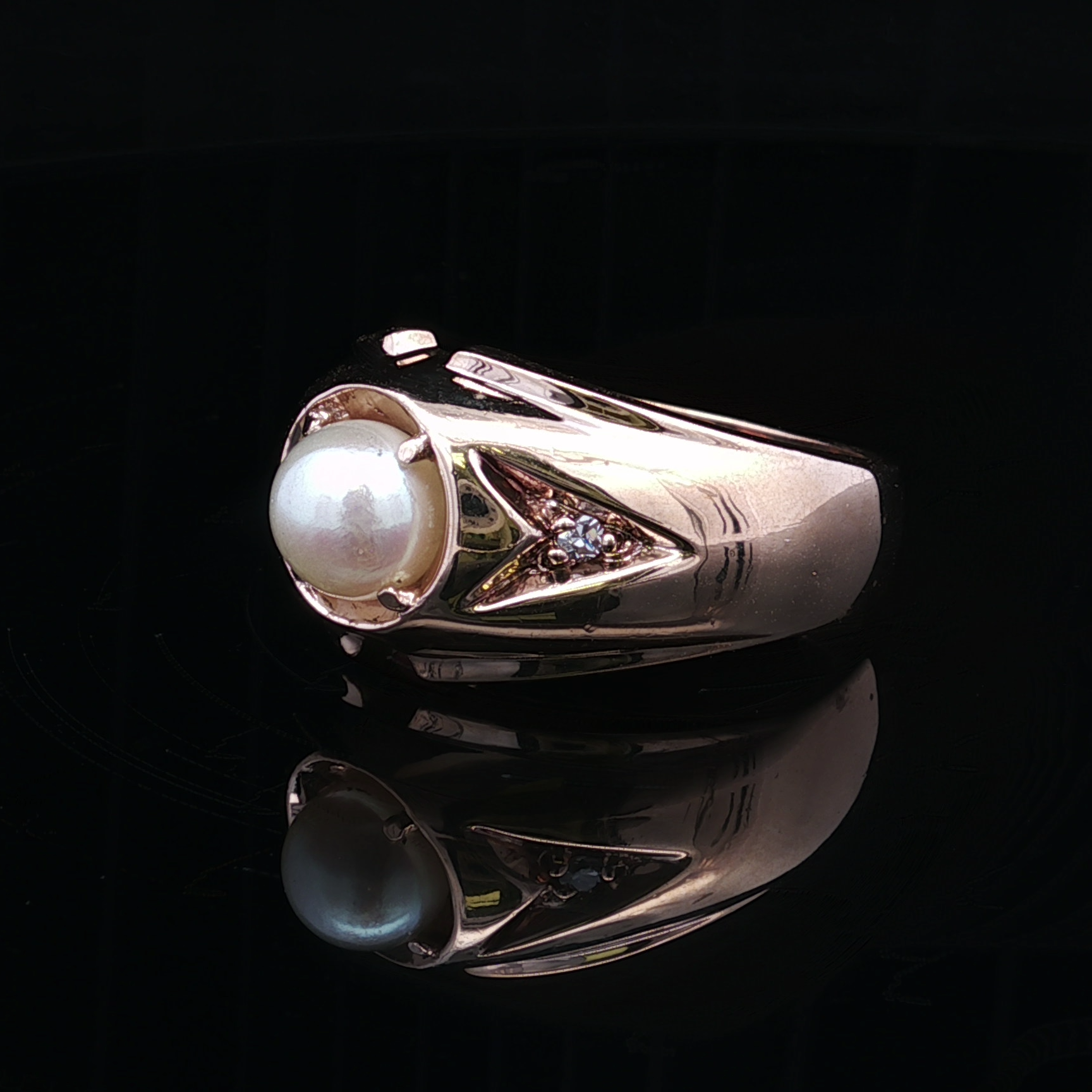 Jazmine 10K Yellow Gold 7MM Pearl Ring with Diamonds