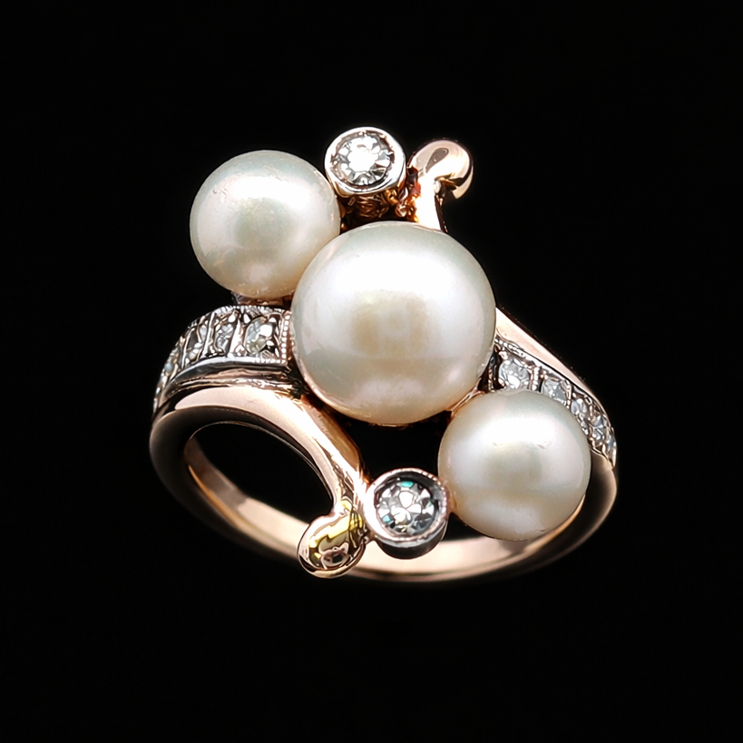 Seraphina Two-Tone Diamond & Pearl Ring