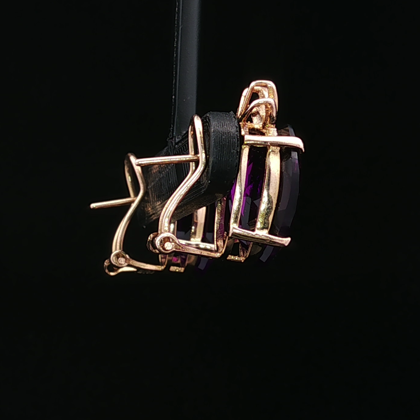 14K Yellow Gold Dangle Earrings with Oval Checkerboard Amethysts