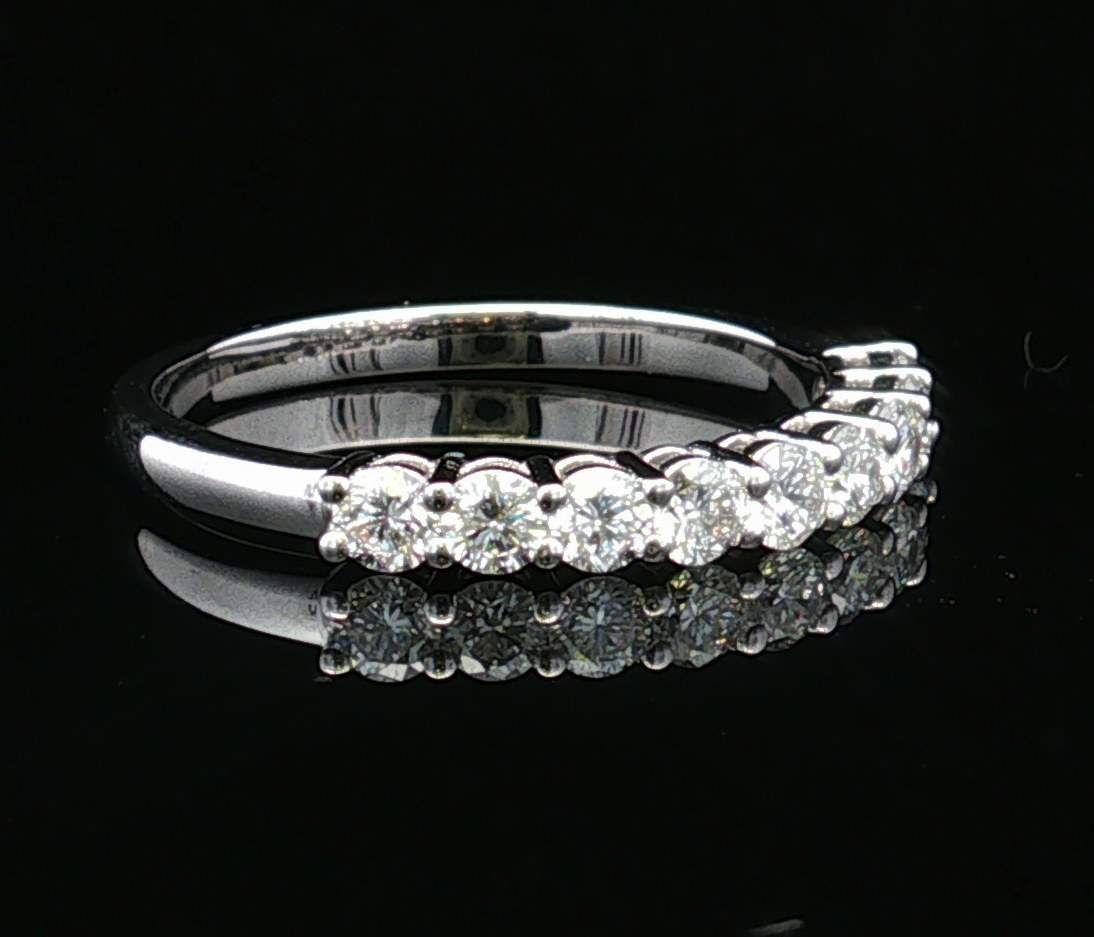 Blythe 14KW Lab Grown Diamond Band