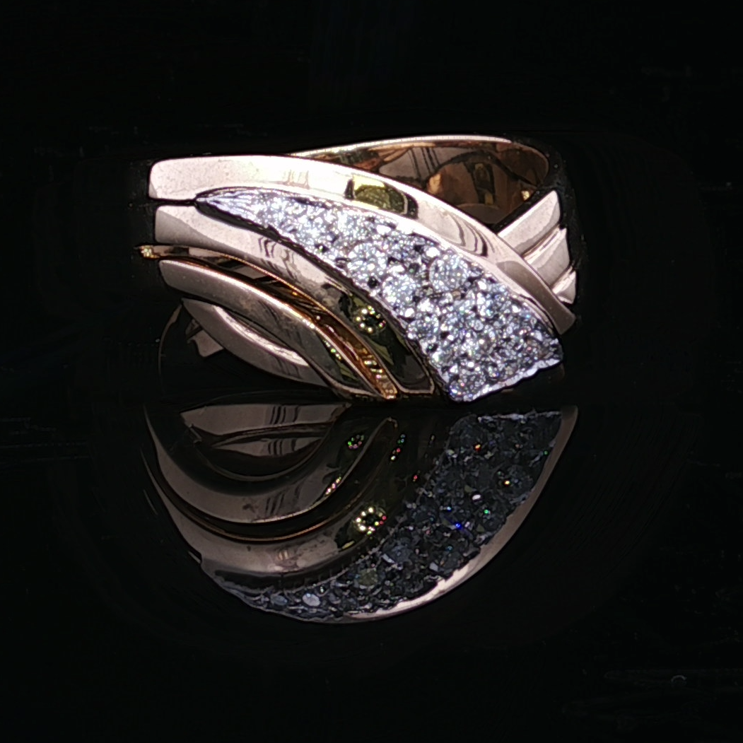 Hadleigh 18KTT .21CTW Diamond Fashion Ring