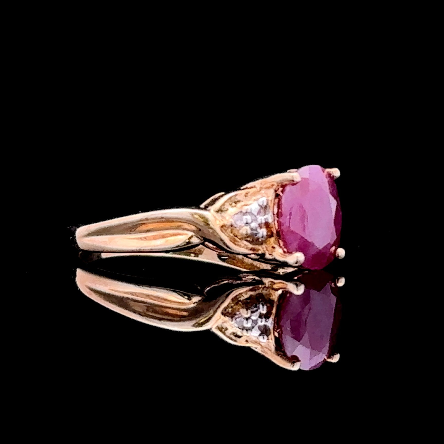 Cataleya 10K Yellow Gold Oval Ruby Ring