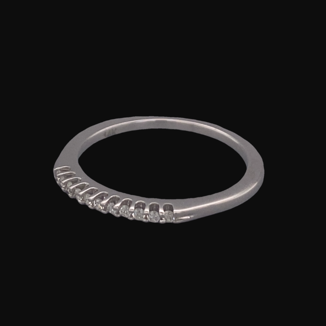 Leia White Gold Wedding Band