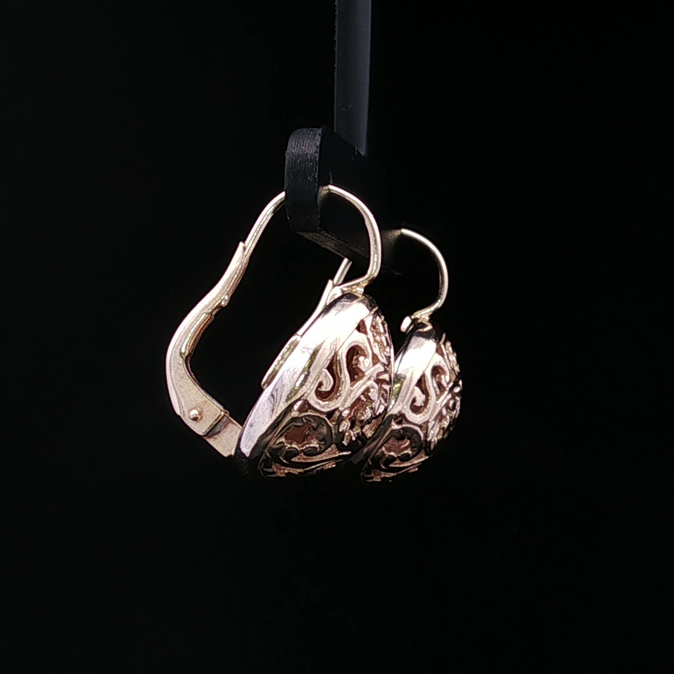 14K Yellow Gold Filigree Patterned Drop Earrings