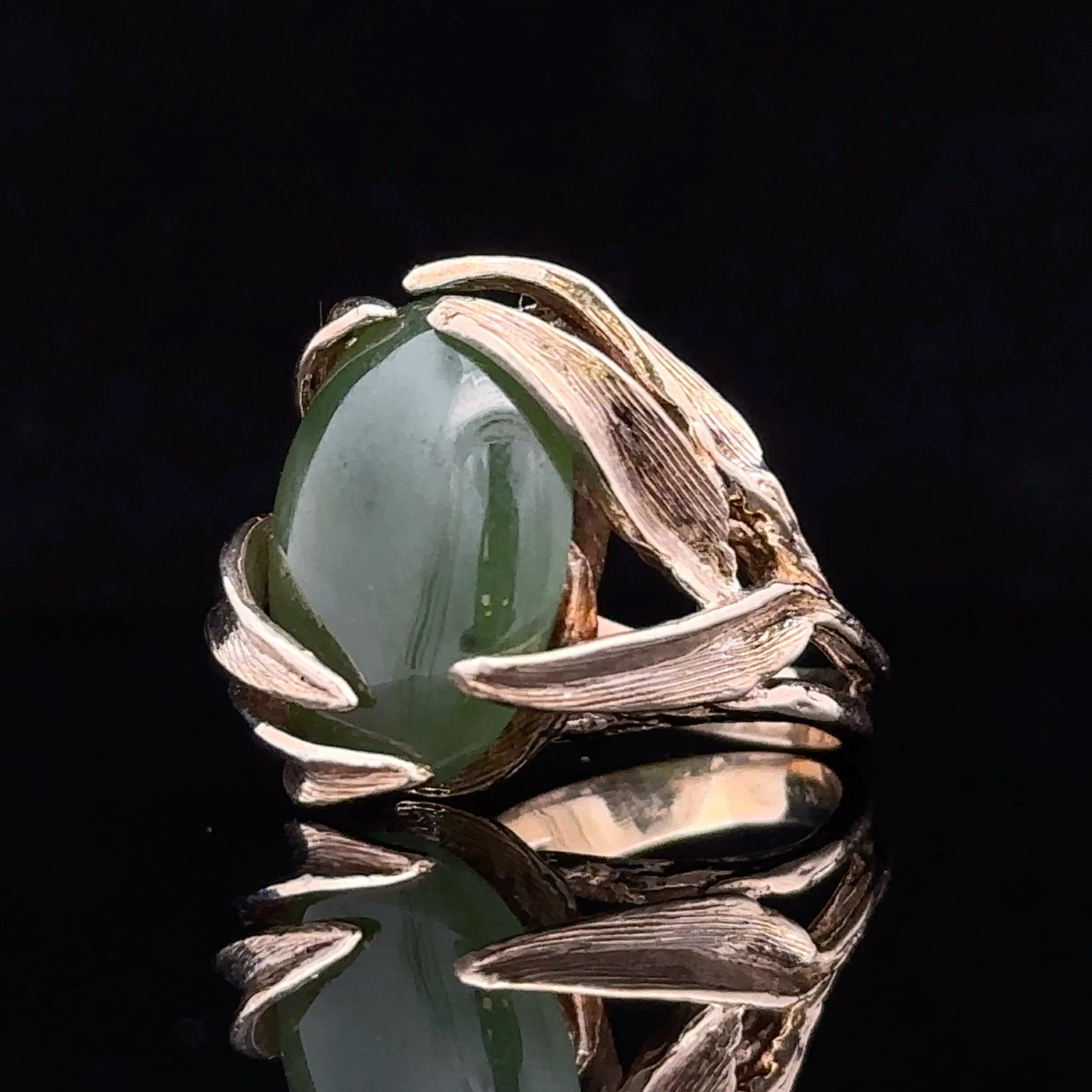 Janiyah Yellow 10K Gold Satin Vintage-Style Green Iolite Ring
