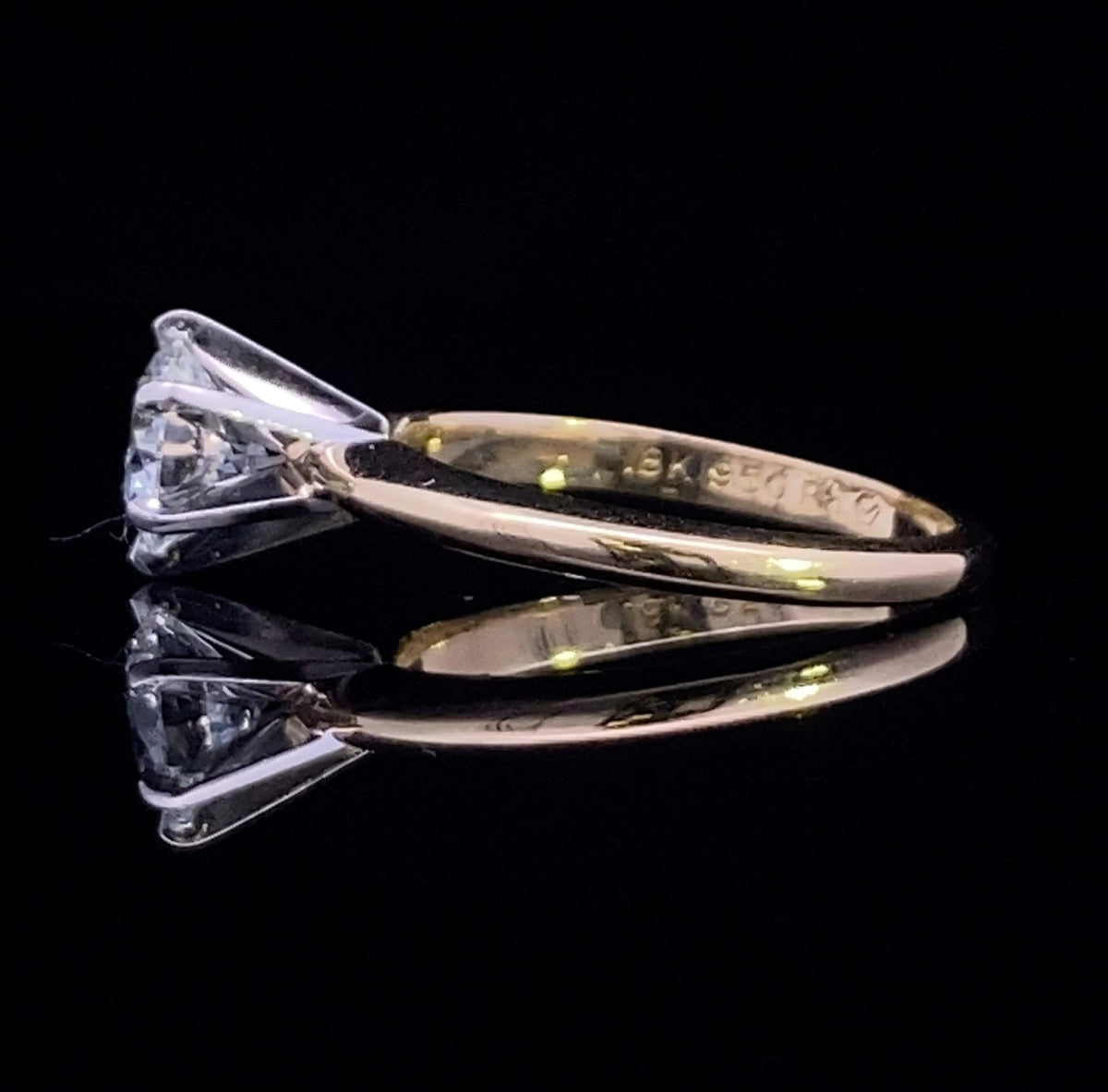 Summer 18k Yellow Gold .95ct Diamond Engagement Ring