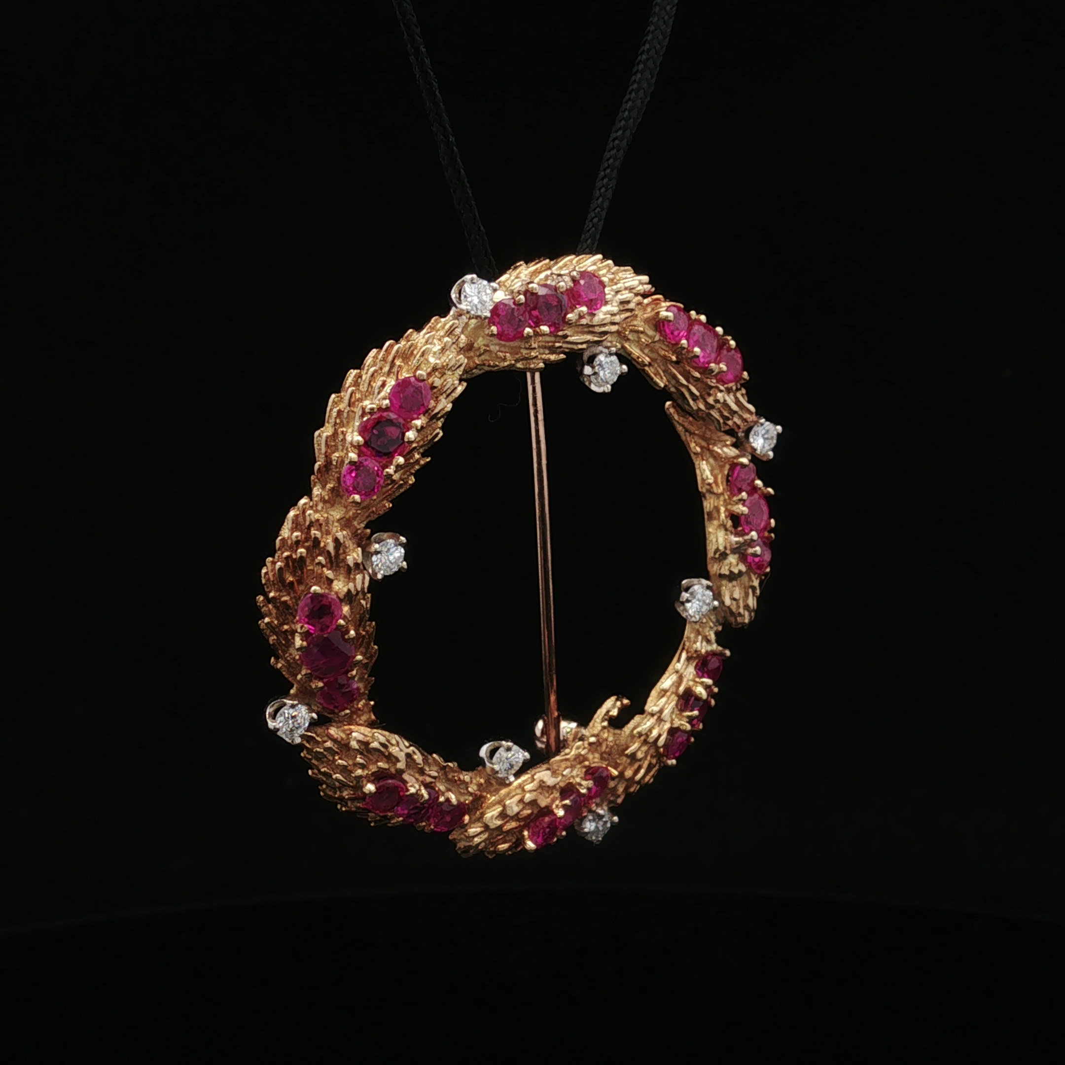 Lavinia 18K Yellow Gold Ruby Diamond Circle Pin