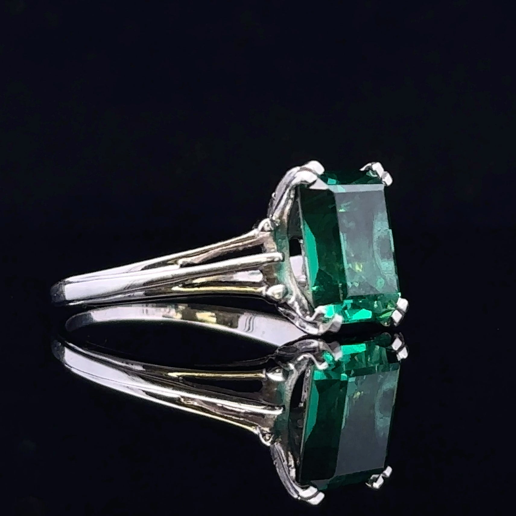 Juliana White 14K Gold Fashion Ring with Emerald Green Garnet
