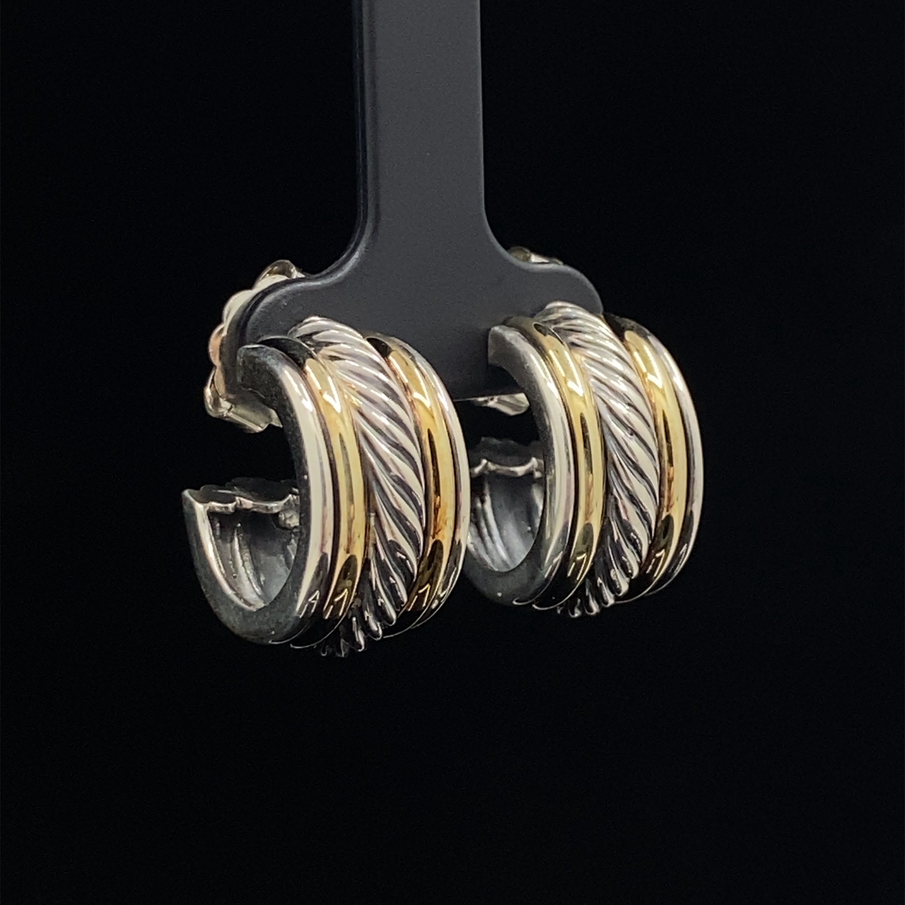 Maisie David Yurman Two-Tone Huggie Earrings