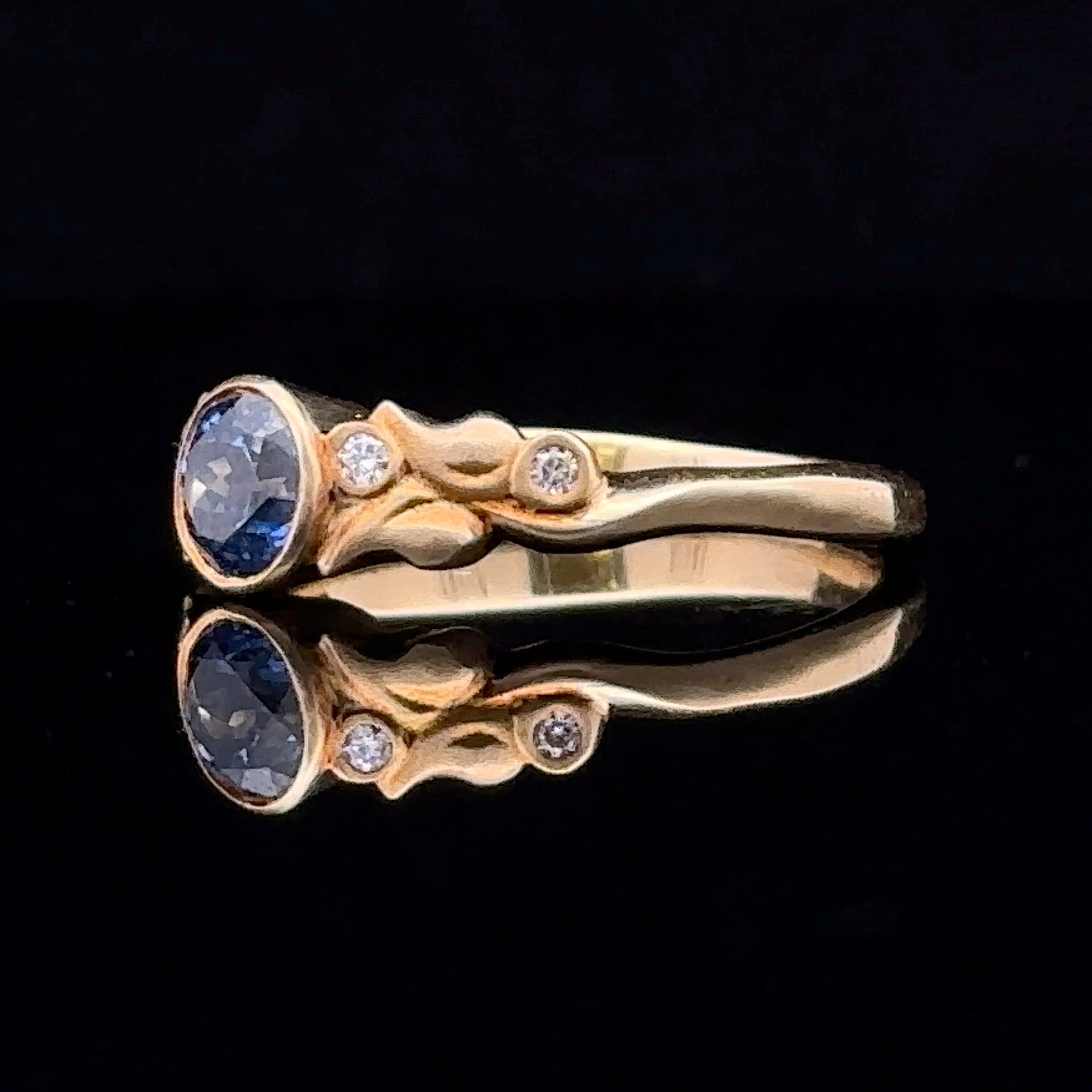 Nova Ceylon Sapphire Ring