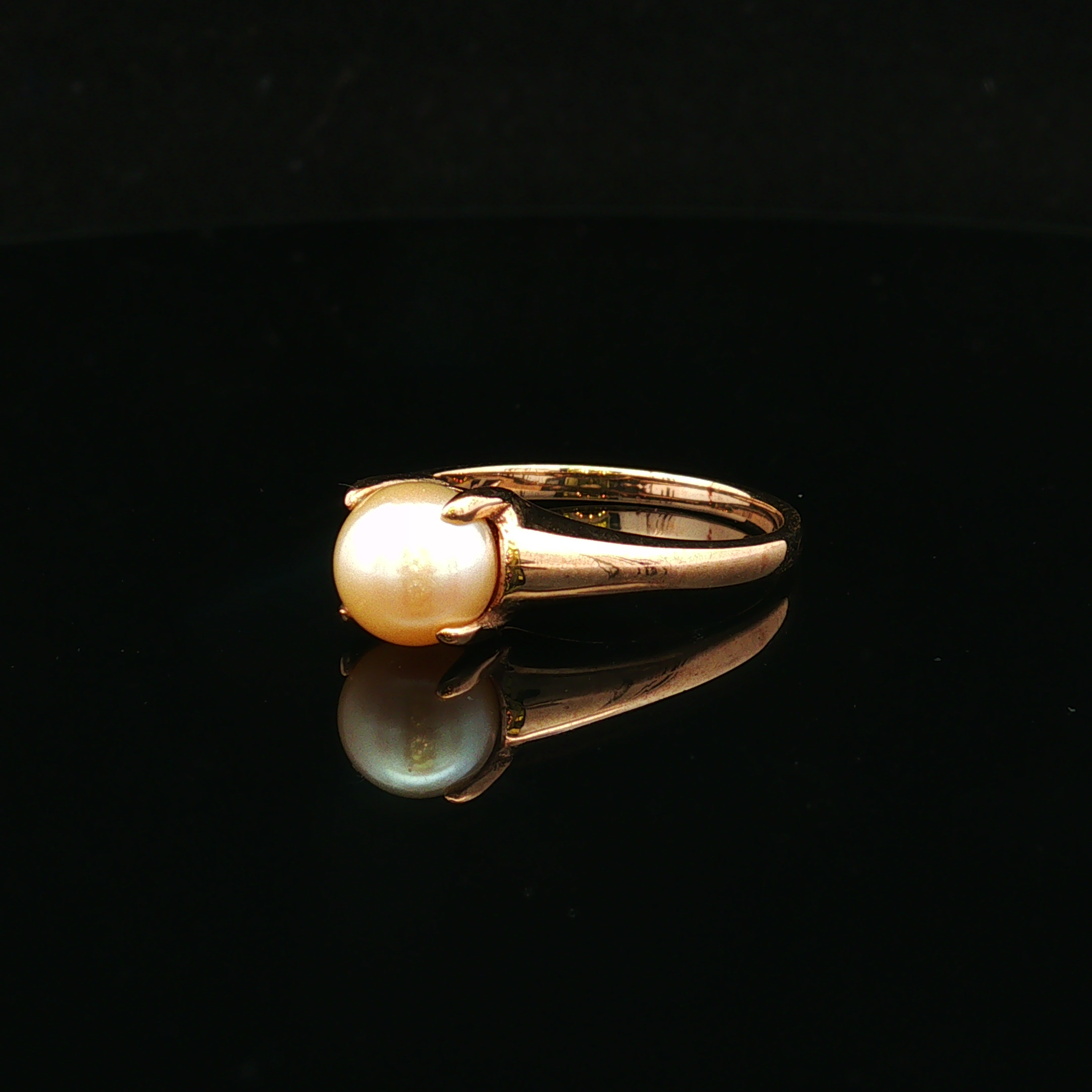 Alina Pearl Yellow Gold Ring