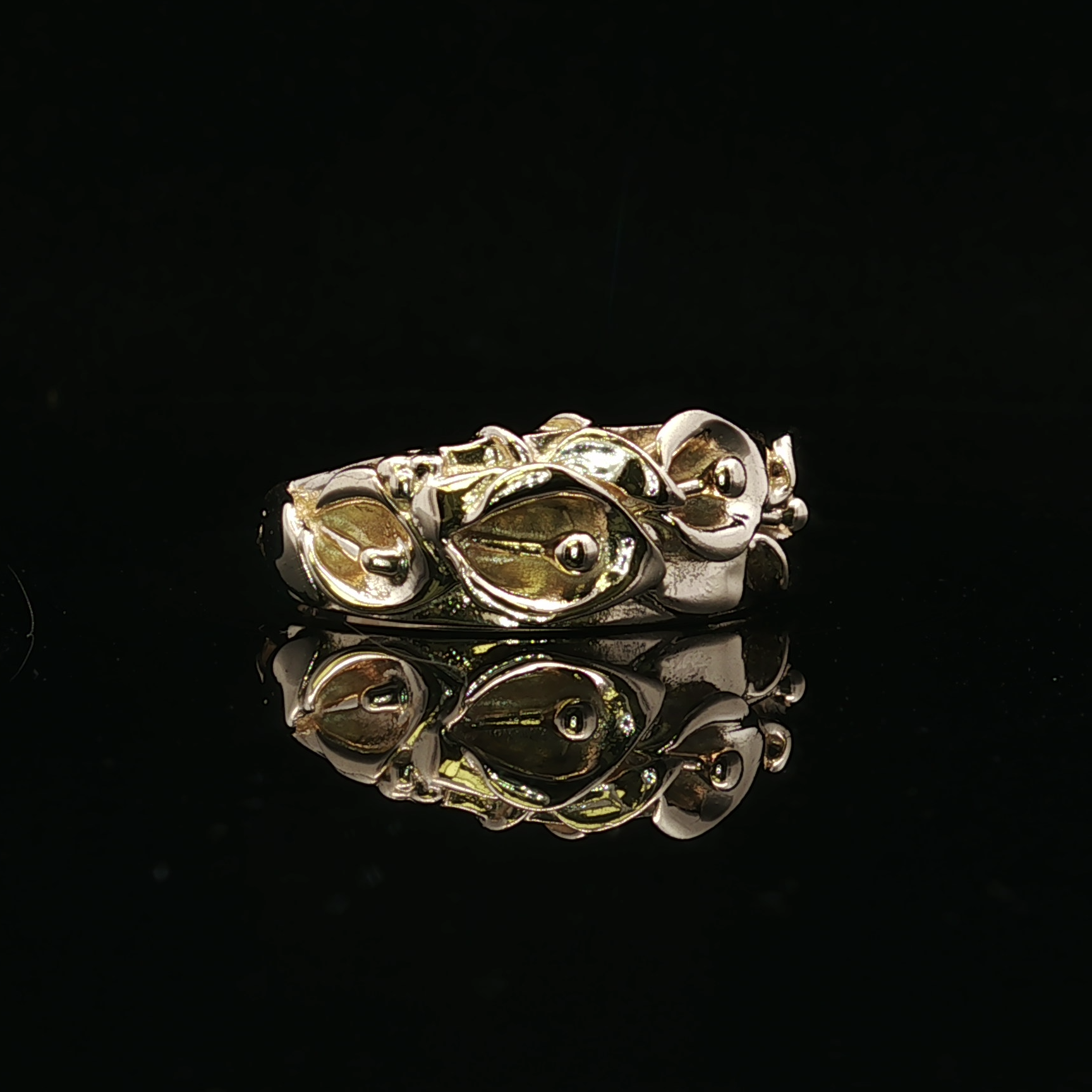 14K Yellow Gold Nature-Inspired Calla Lily Ring Size 7.25