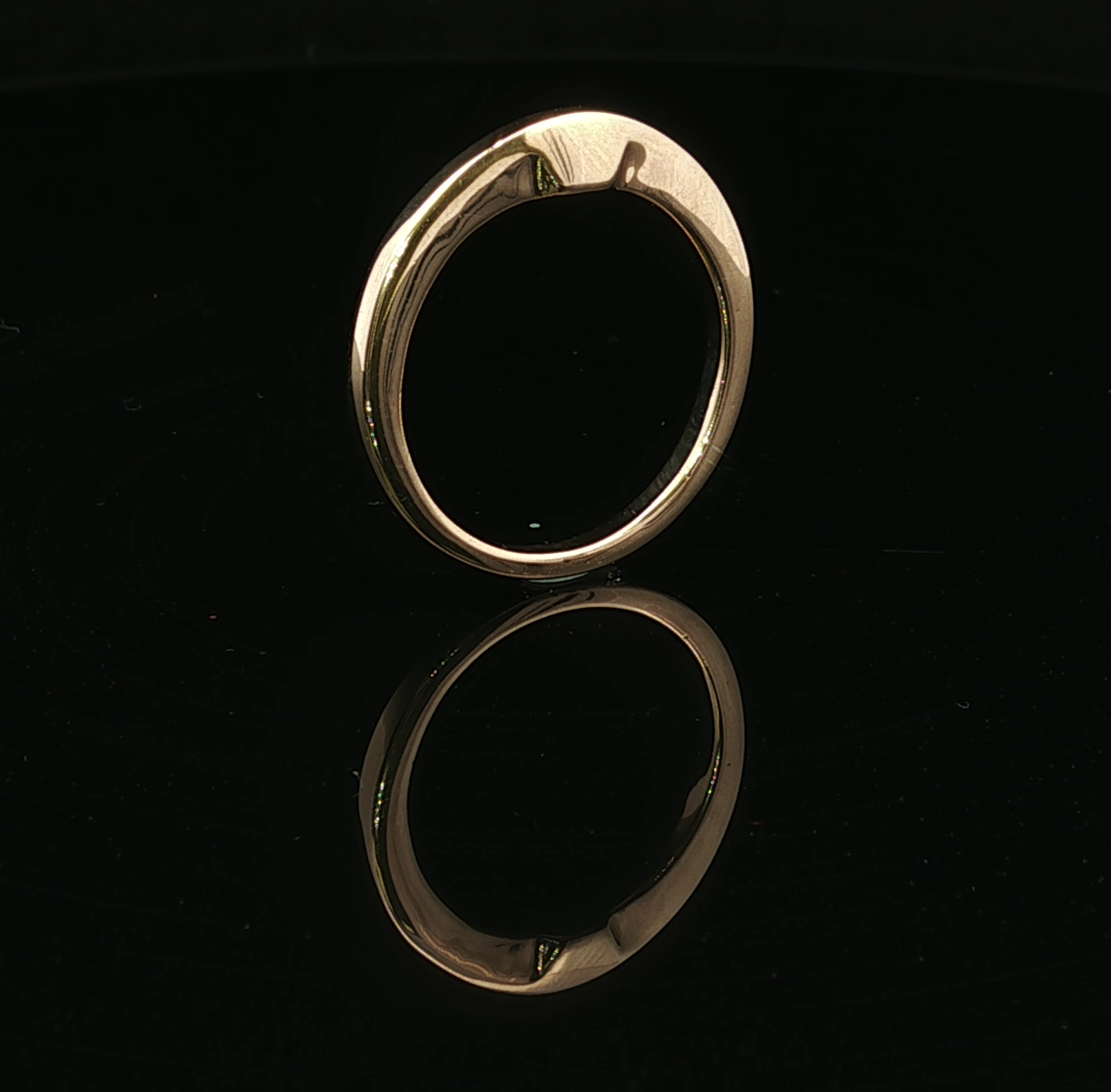 Becky Matching Band in 14K Yellow Gold Shadow Design