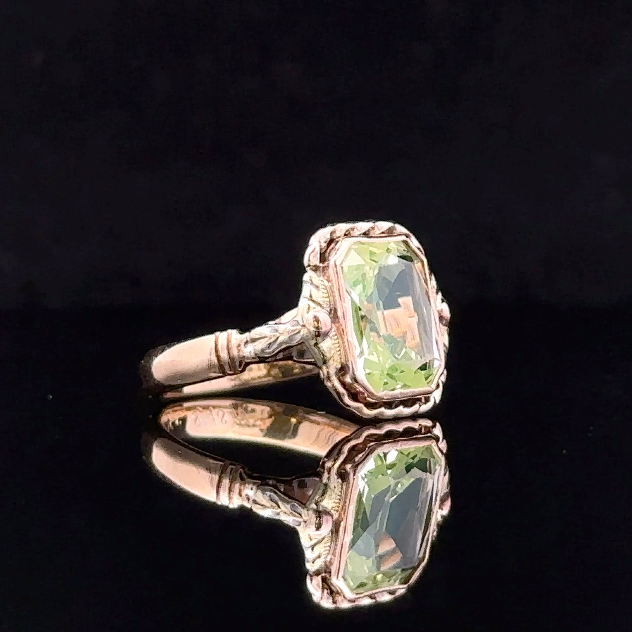 Ansley 14K Yellow Gold Antique-Style Fashion Ring with Green Quartz
