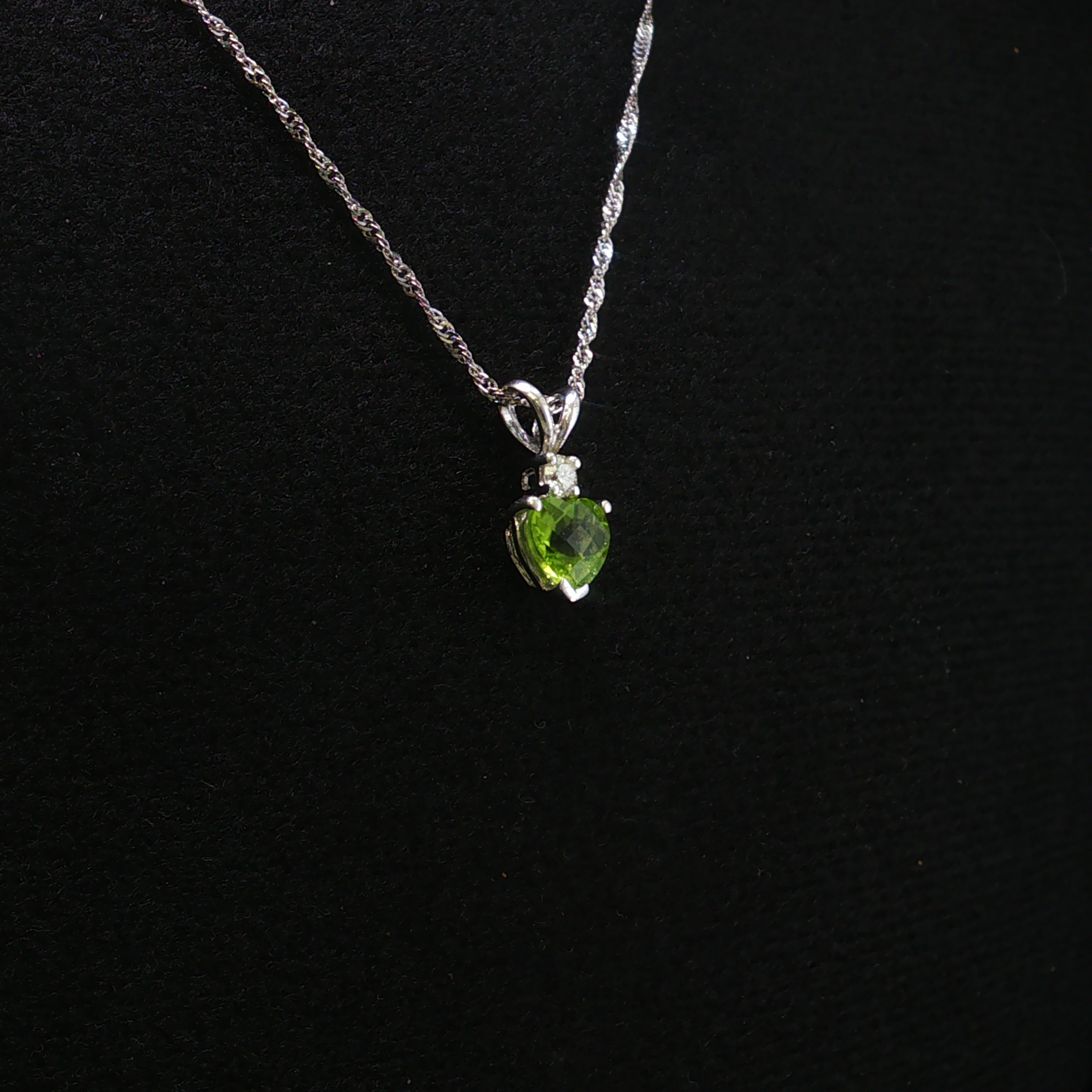 Verna 14K White Gold Peridot Heart Diamond Necklace