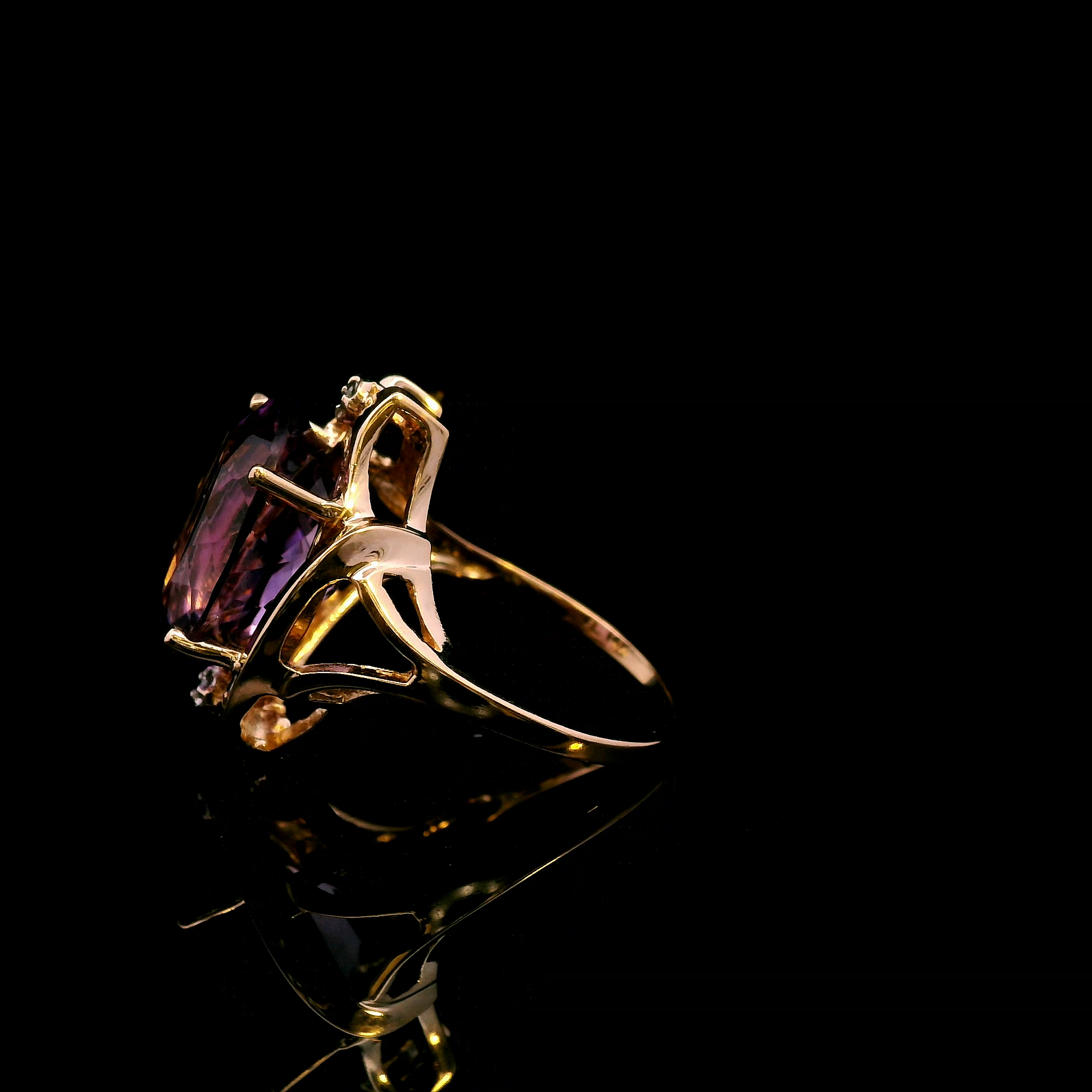 Zuleika 14K Yellow Gold Amethyst & Diamond Ring