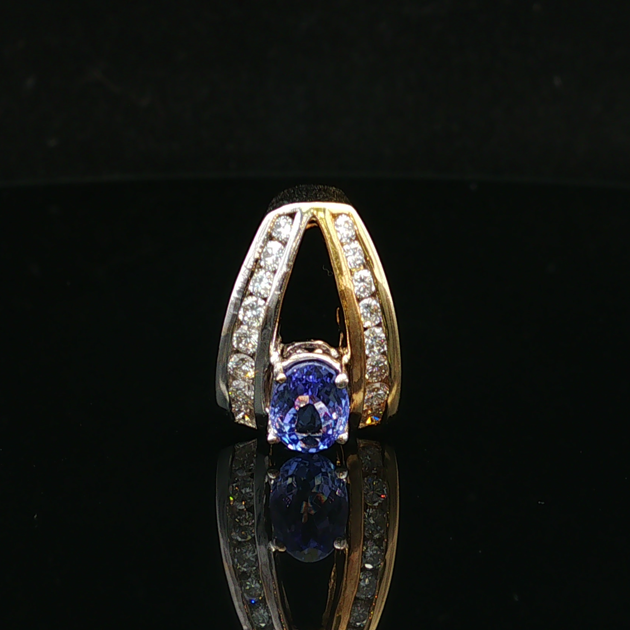 Noemia 18K Two Tone Oval Tanzanite & Diamond Pendant