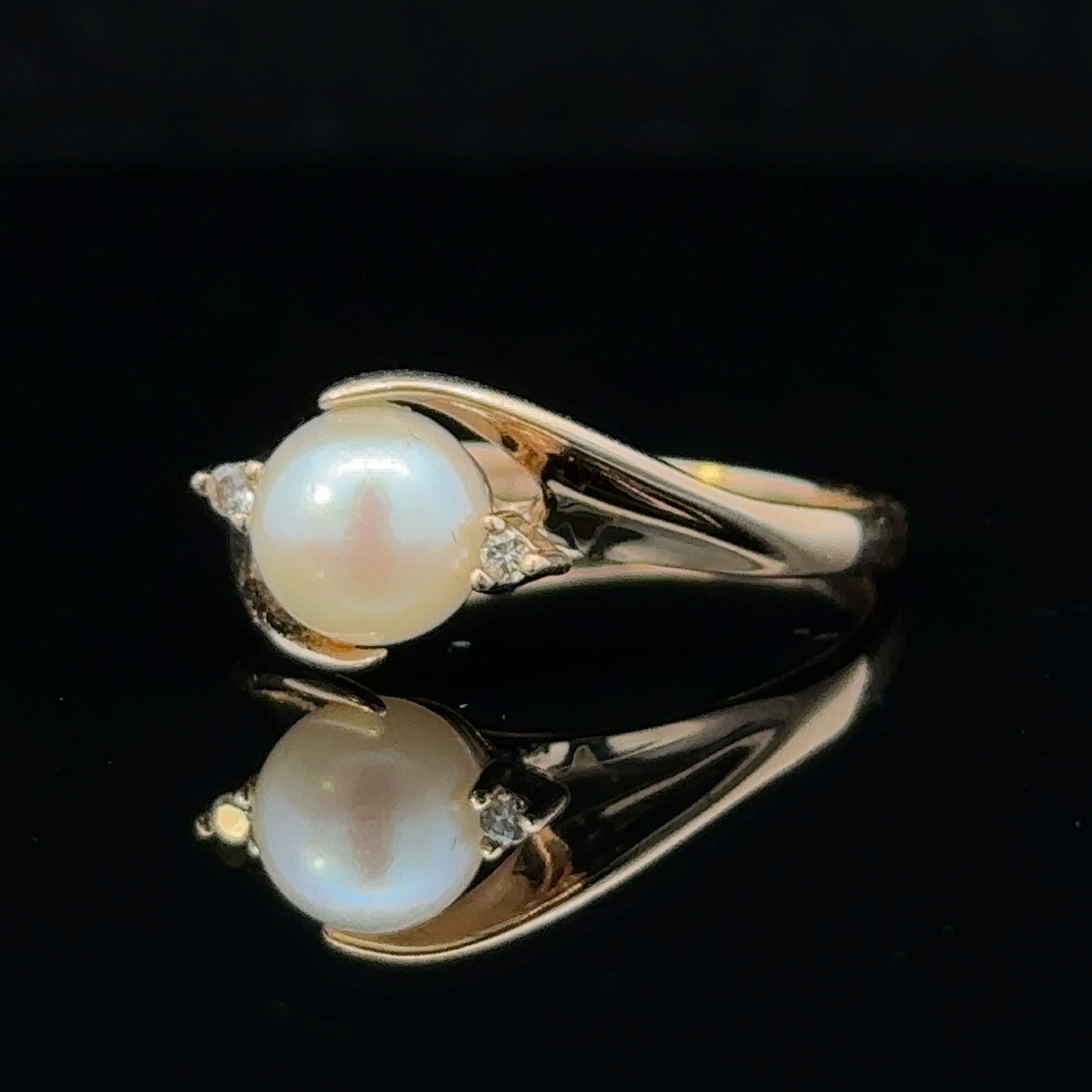 Wyn Ring