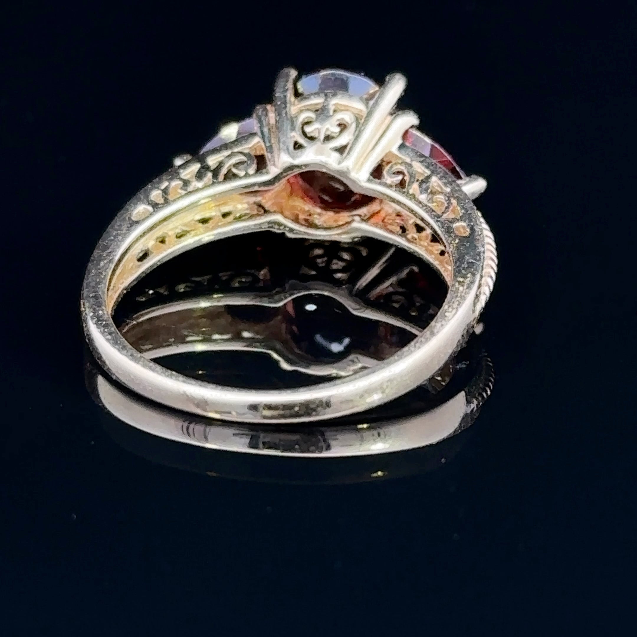 Iris 3-Stone 14ky Garnet Fashion Ring