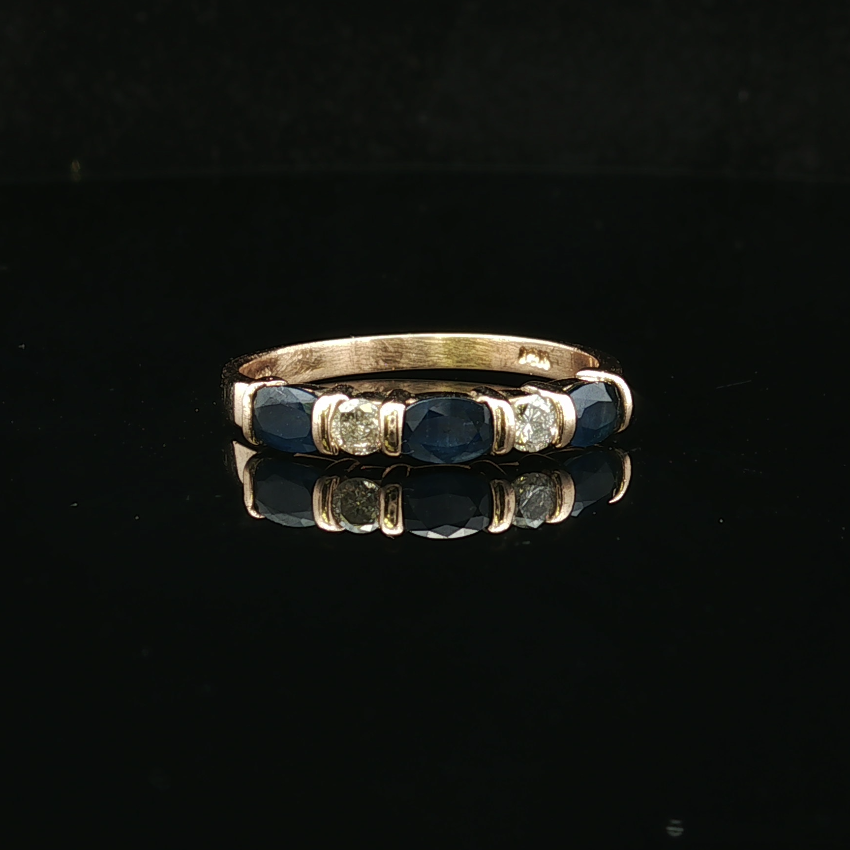 Leonora Sapphire & Diamond Ring – 14K Gold