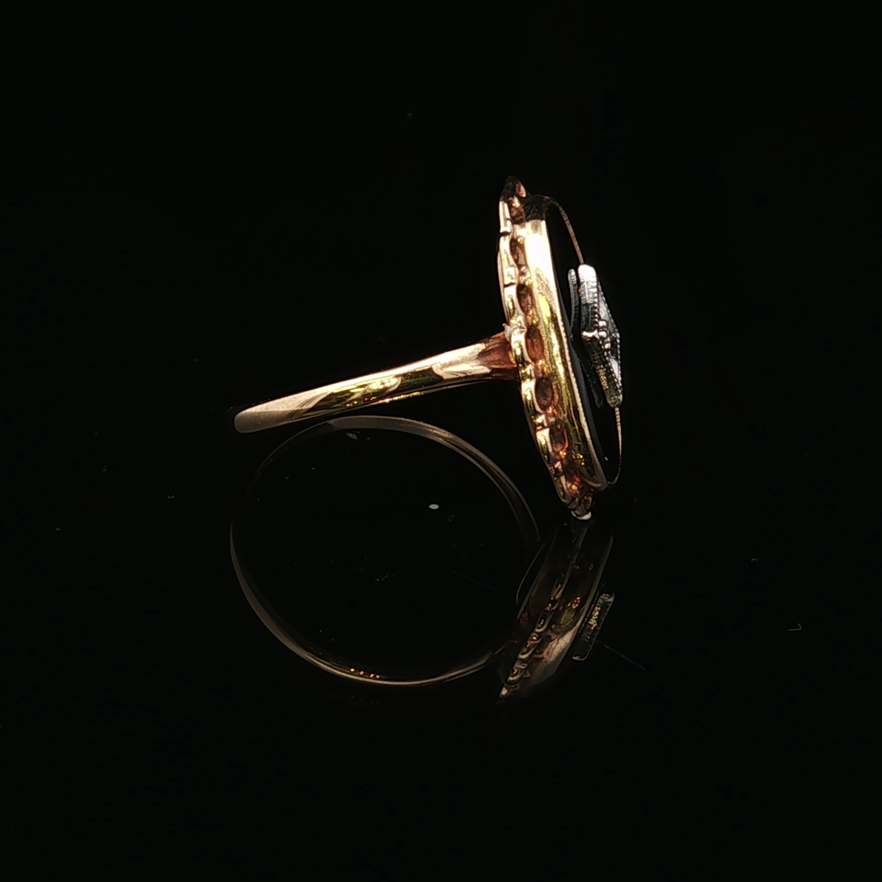 Cali 10KY Onyx and Diamond Oval Ring