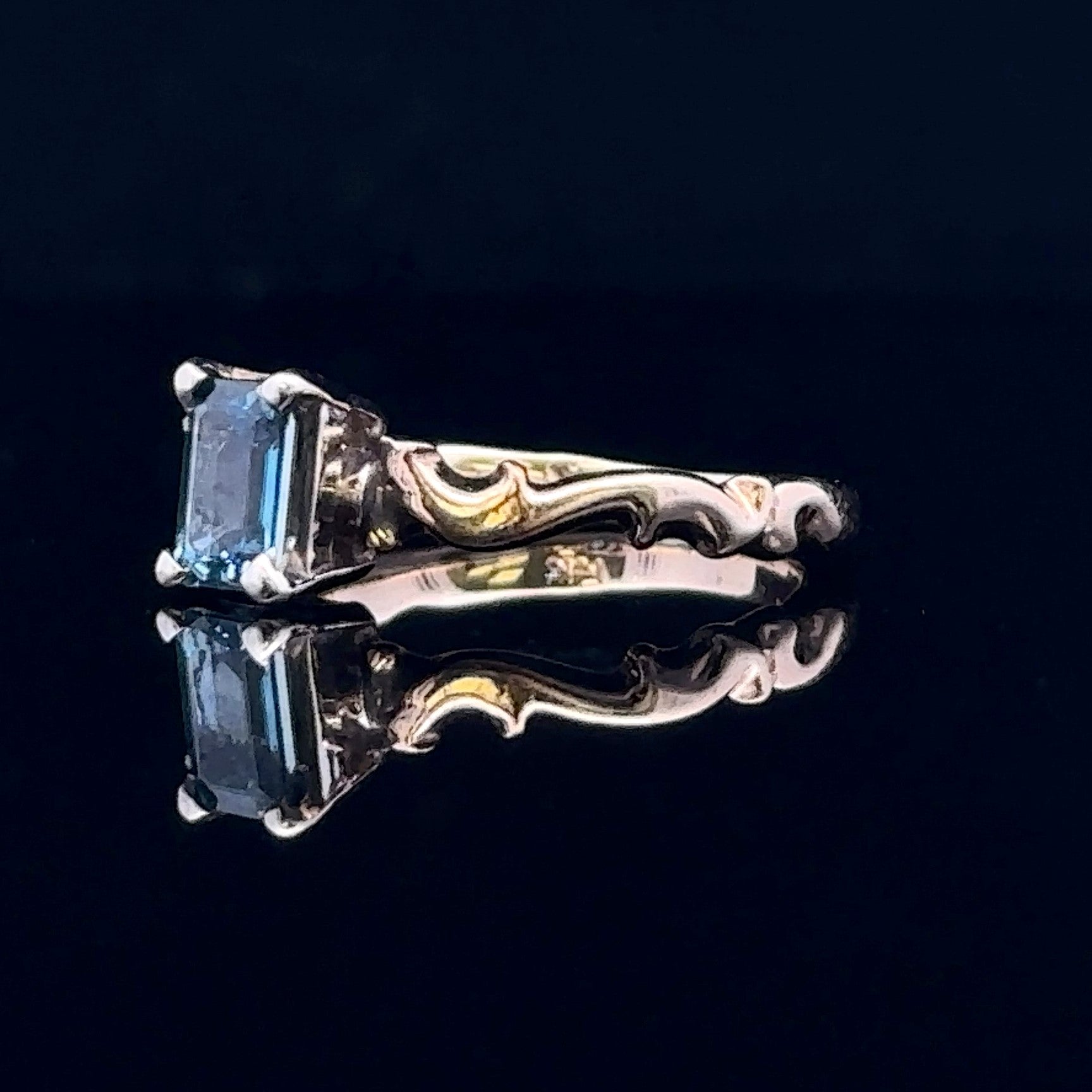 Sage 14K Yellow Gold Florentine Ring with Peacock Sapphire, Size 5