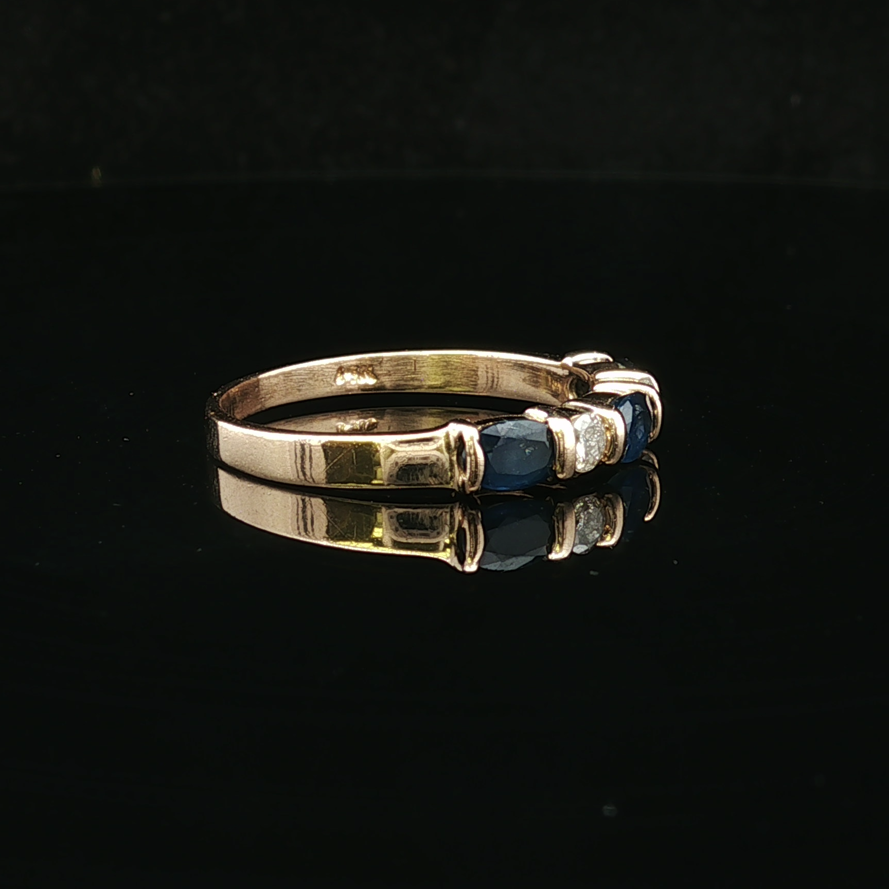 Leonora Sapphire & Diamond Ring – 14K Gold