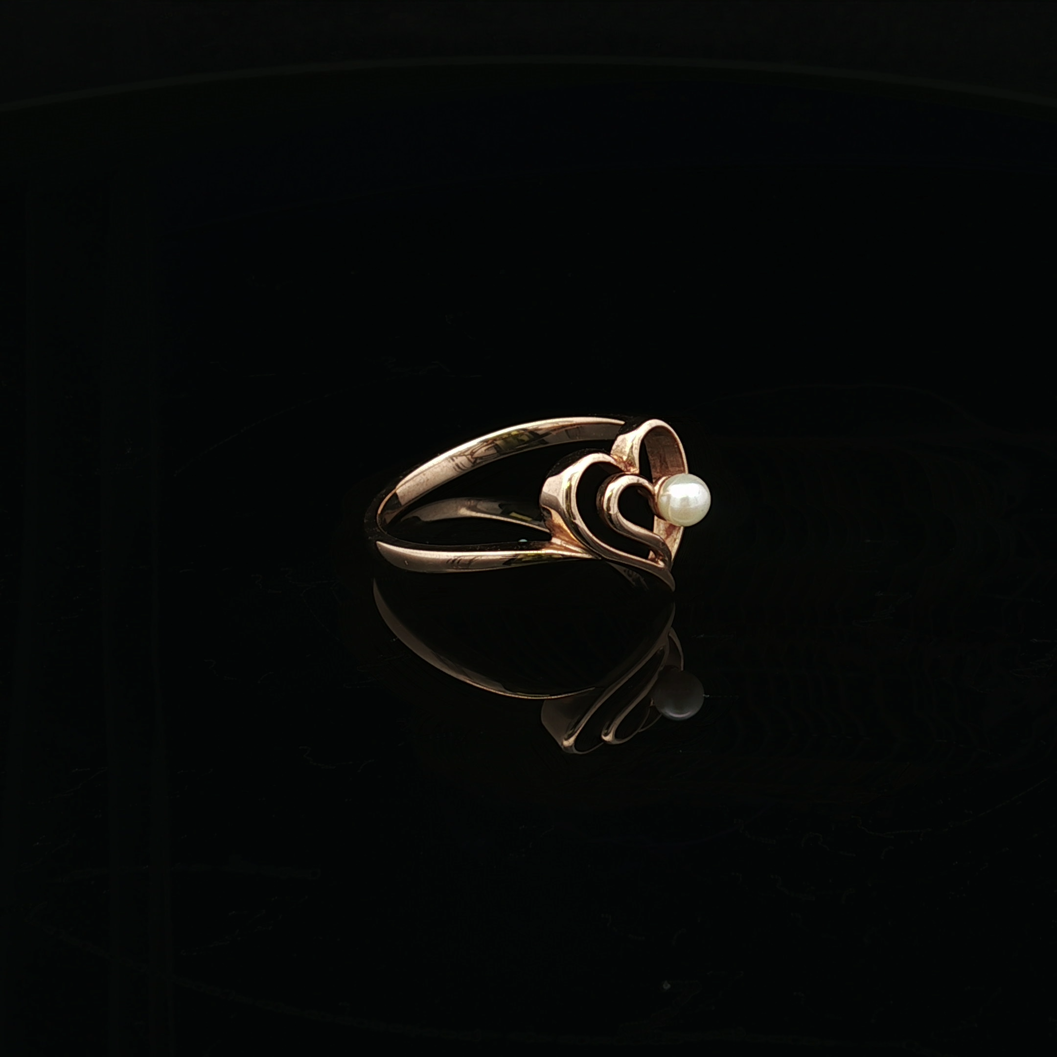 Ella 10KY Pearl Heart Ring