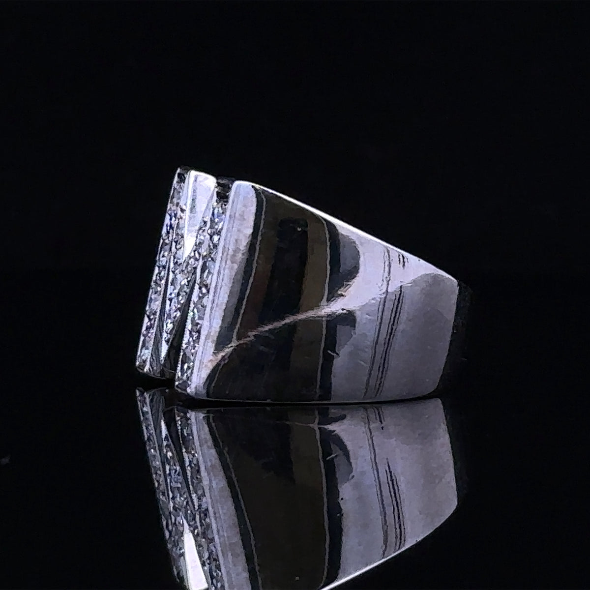 Justice M or W Initial Ring