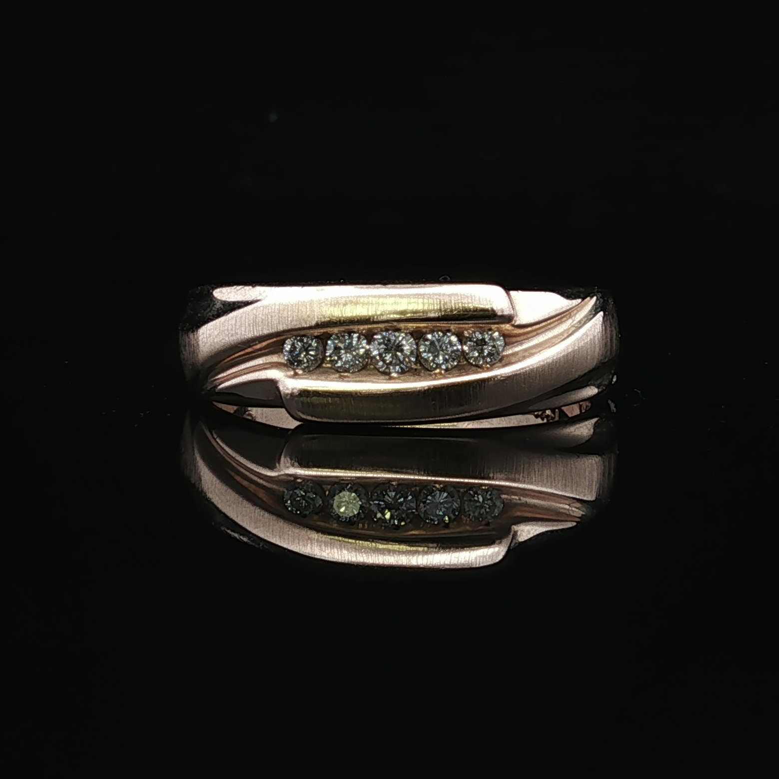 Terrance Five Diamond Ring in 14K Yellow Gold