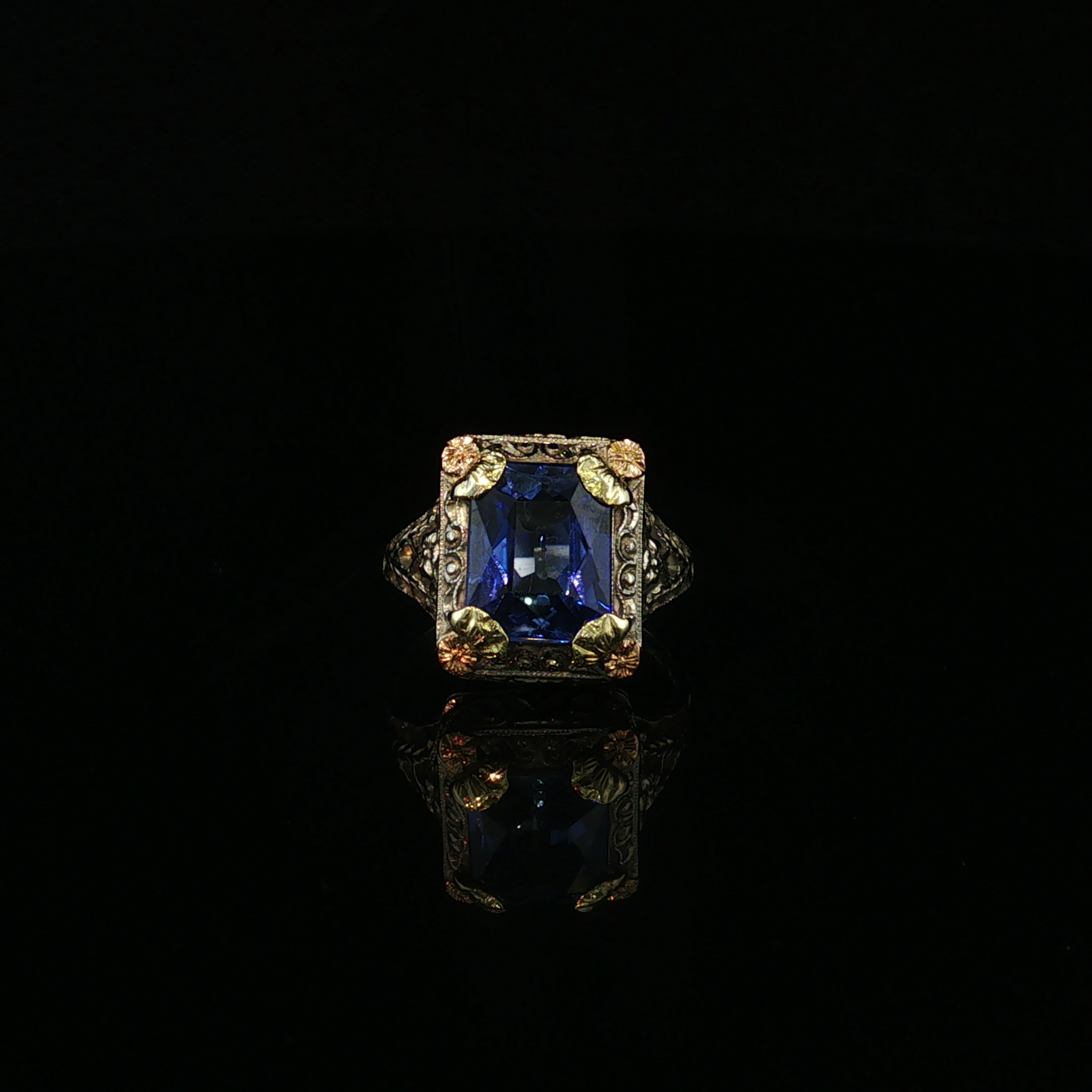 Marisa 10k Tri-Color Gold Glass Sapphire Estate Ring