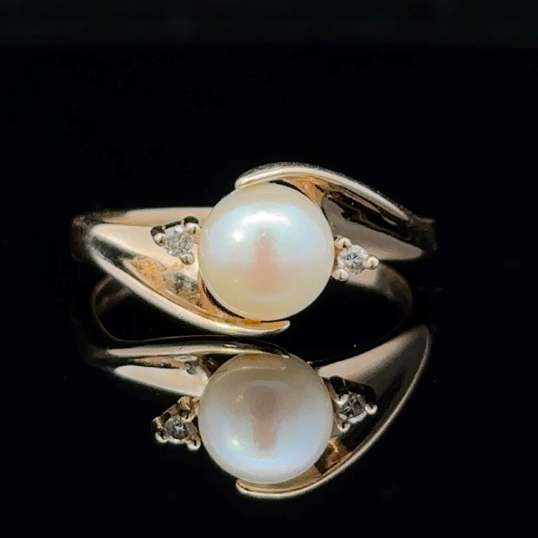 Wyn Ring