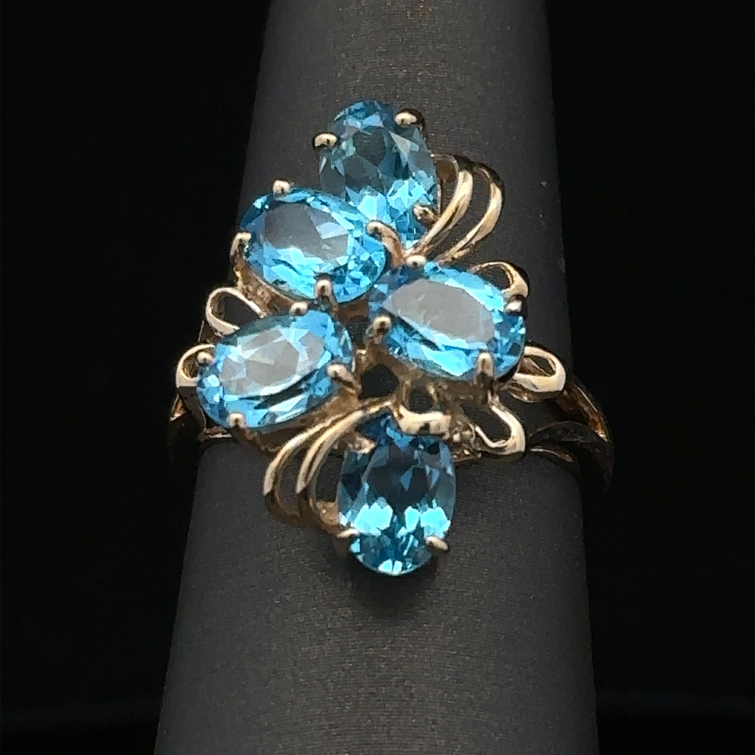 Lydia Yellow 10K Vintage Style Ring with 5 Oval Blue Topaz