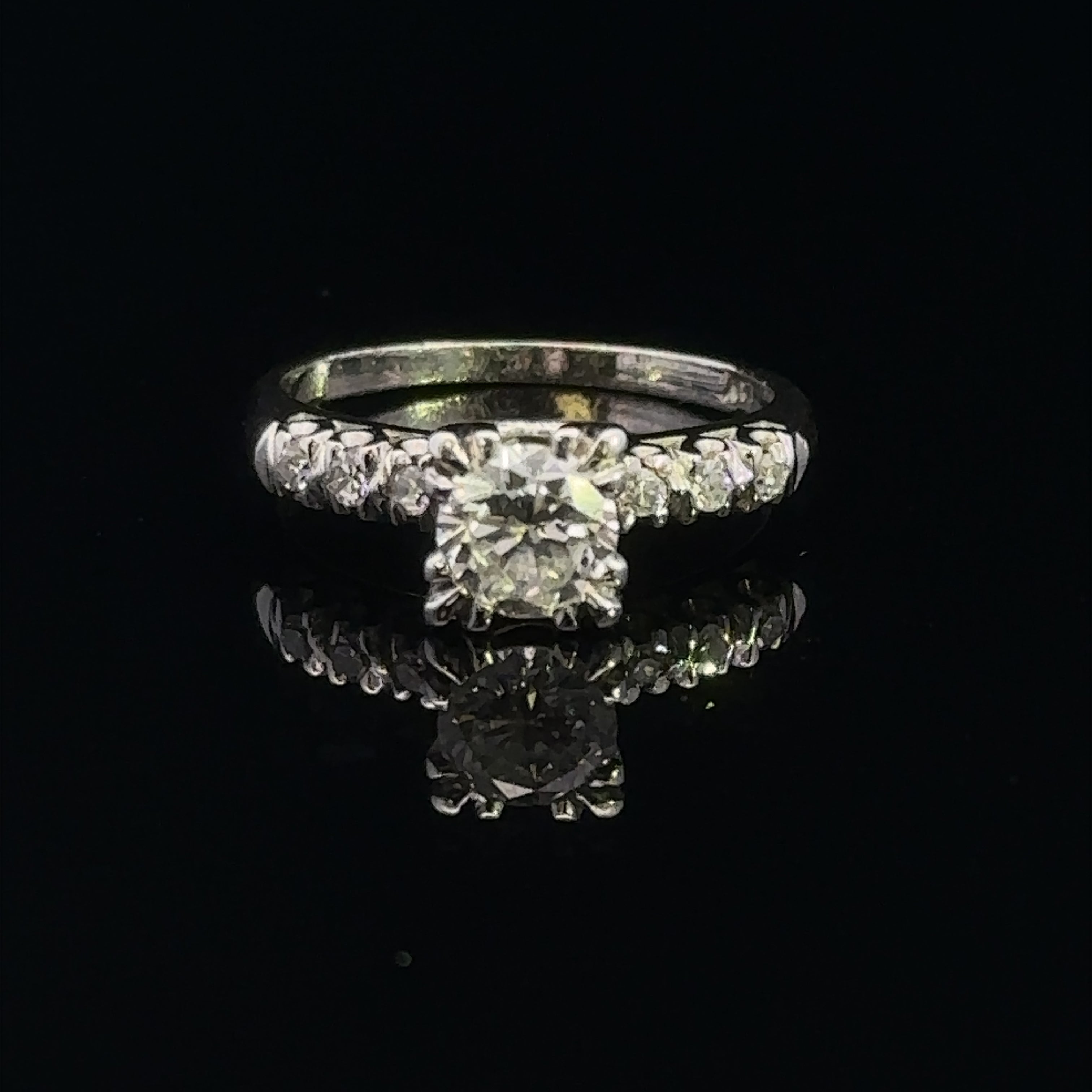 Alondra Diamond Ring