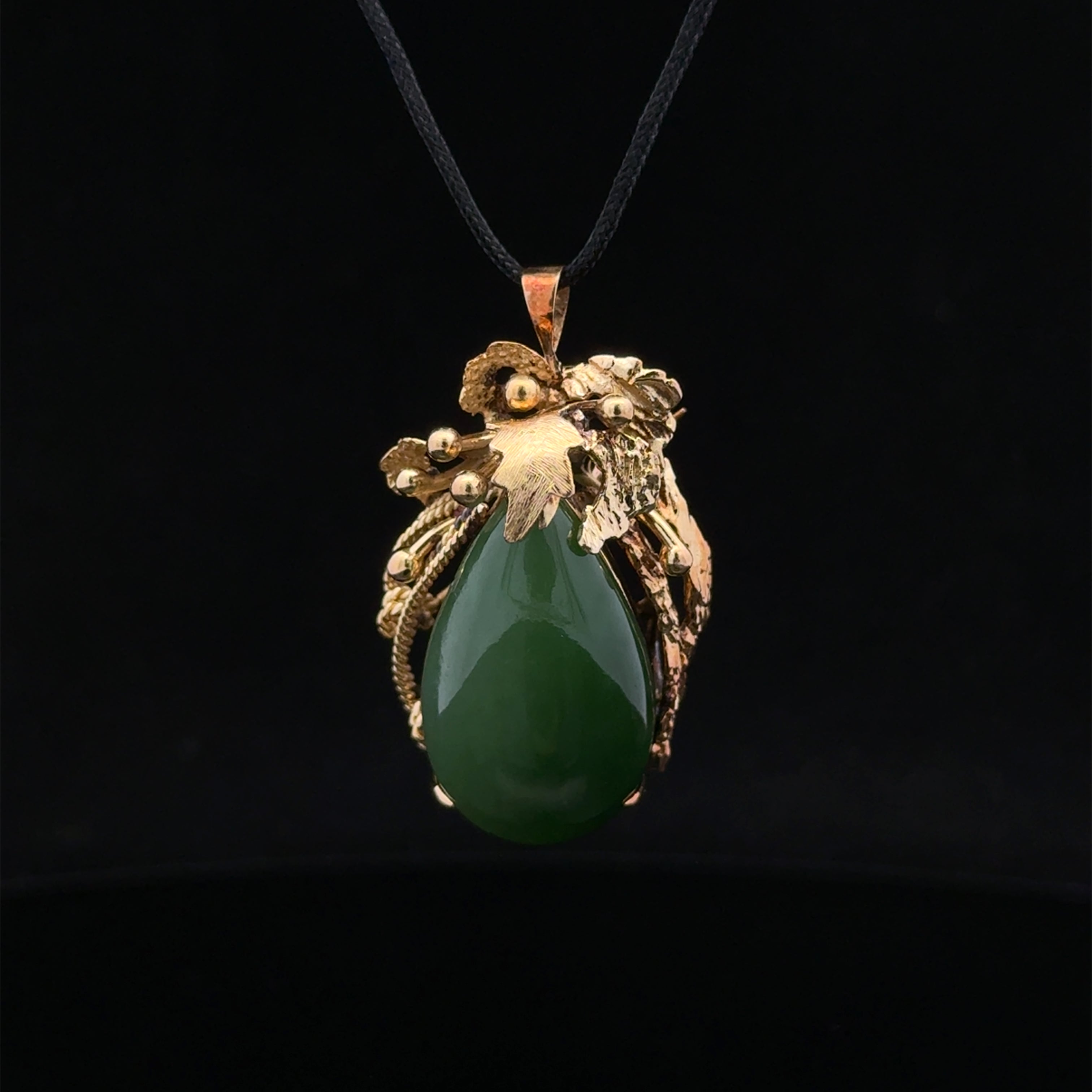 Aleen 14K Yellow Gold Pear Shape Jade Pin Pendant