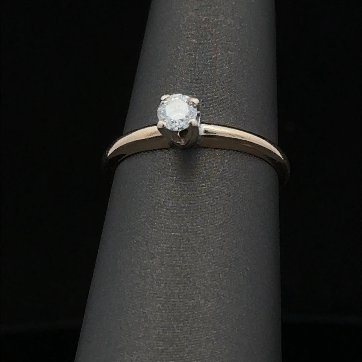 Pauline Diamond Ring