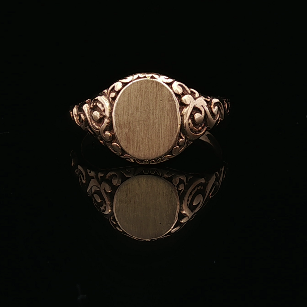 Cherissa 14KY Swirl Sides Signet Ring