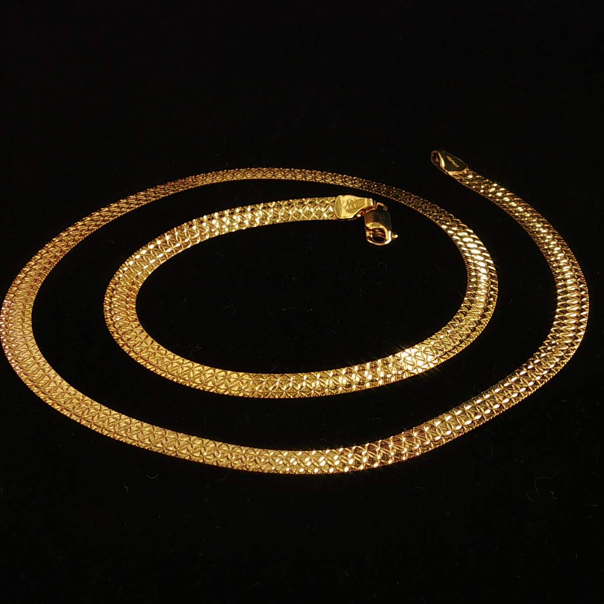 14K Yellow Gold 18" Patterned Herringbone Chain